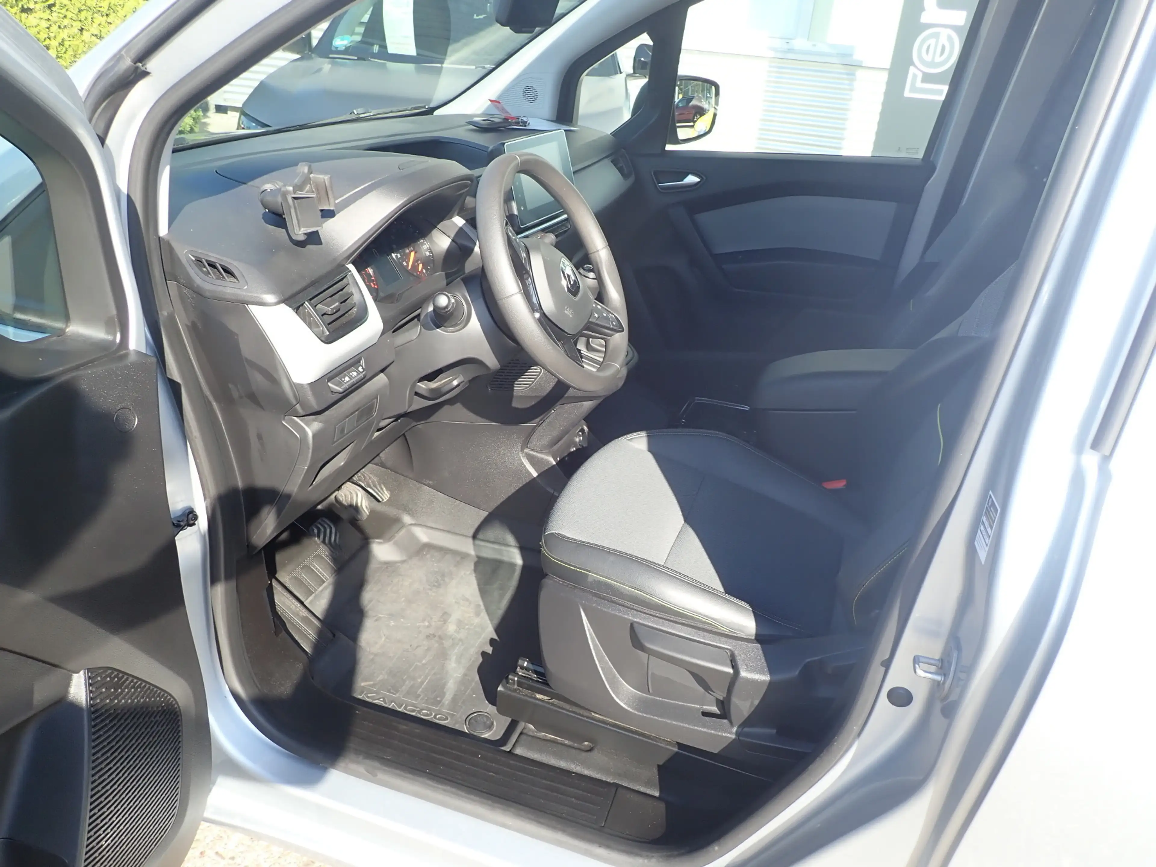 Renault Kangoo Rapid Extra TCe 100 FAP Open Sesame by Renault — photo 13