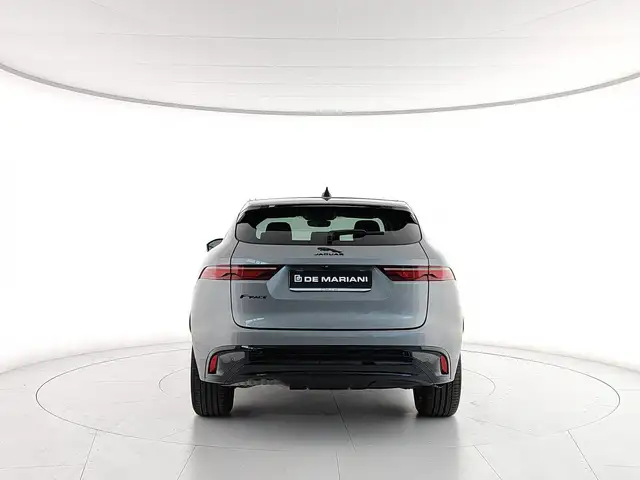 Jaguar F-Pace view 4