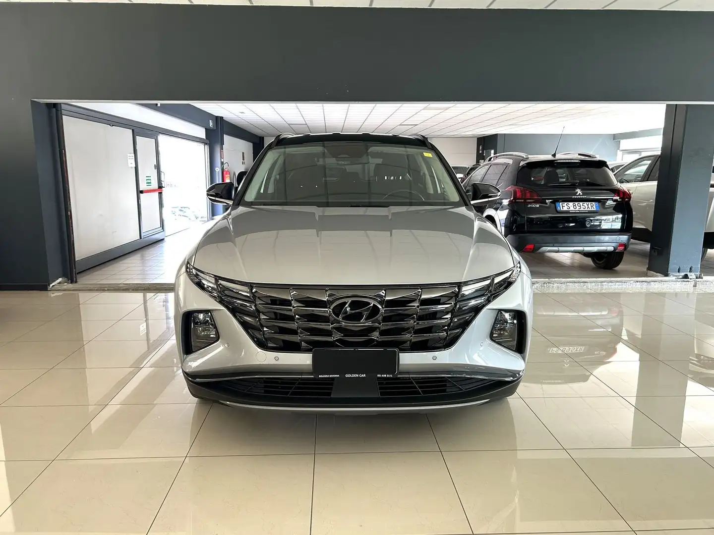 Hyundai TUCSON Tucson 1.6 HEV aut.Exellence Grau - 2