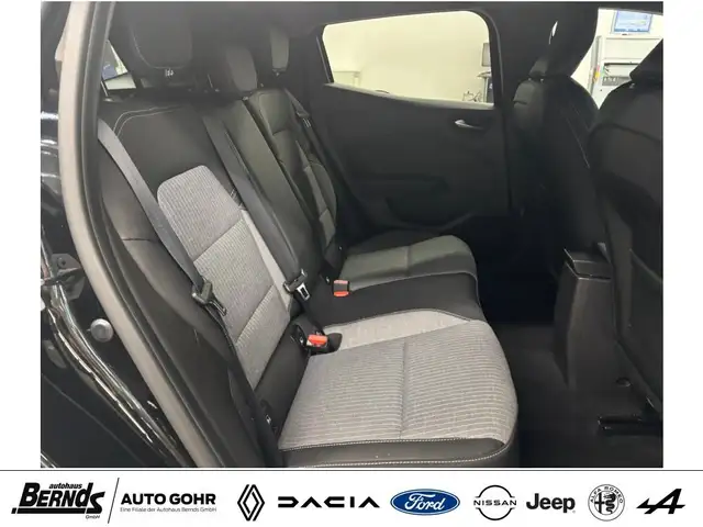 Renault Clio view 4