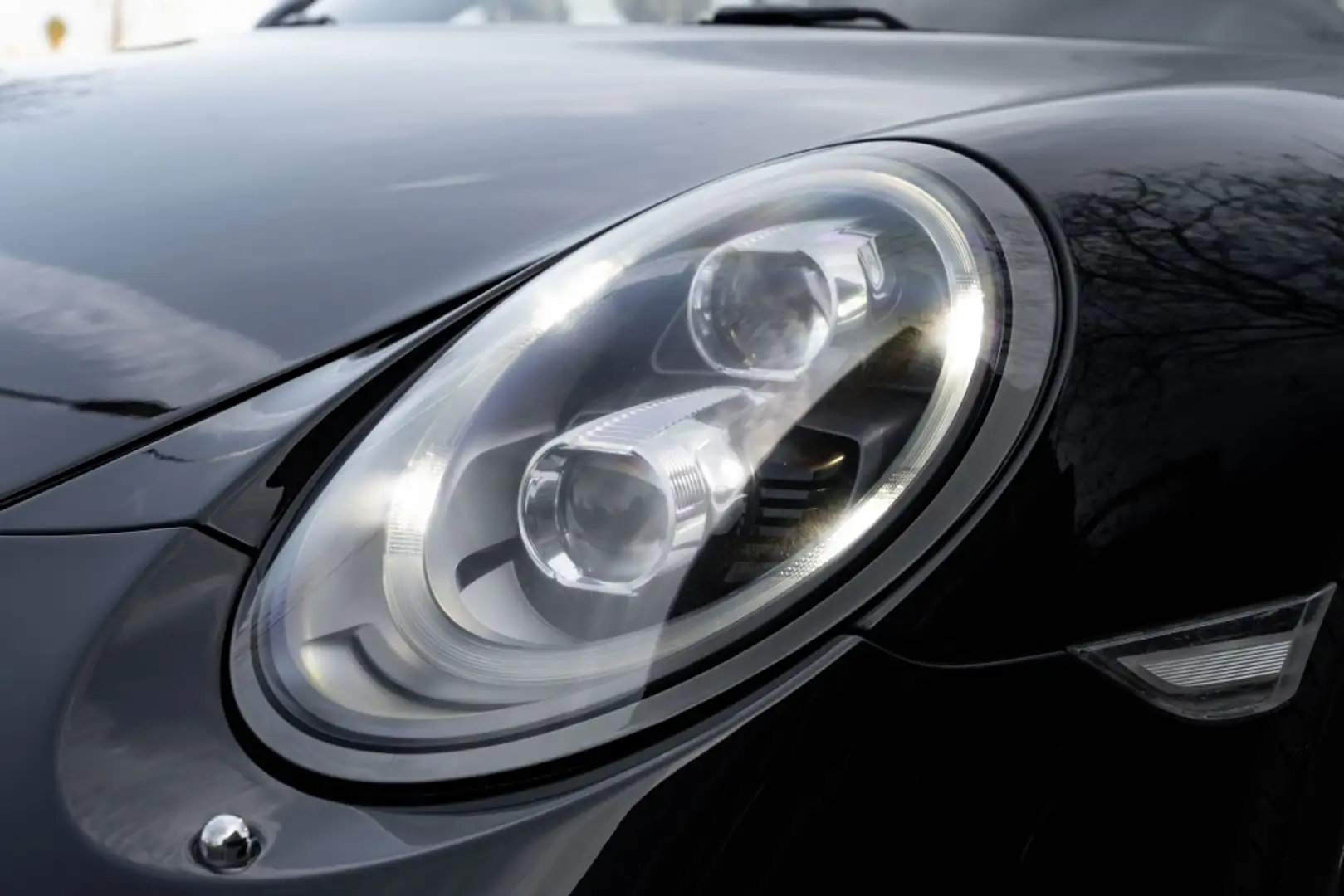 Porsche 991 Turbo S Coupé PDK Negro - 2