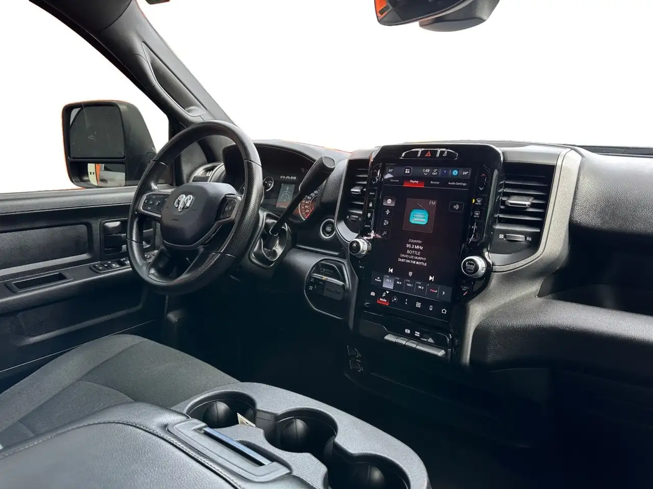 RAM 3500 снимка RAM 3500