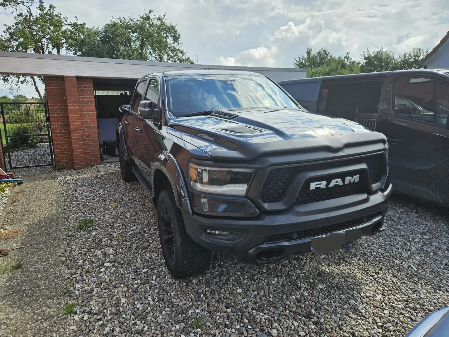 Dodge RAM Rebel - 1