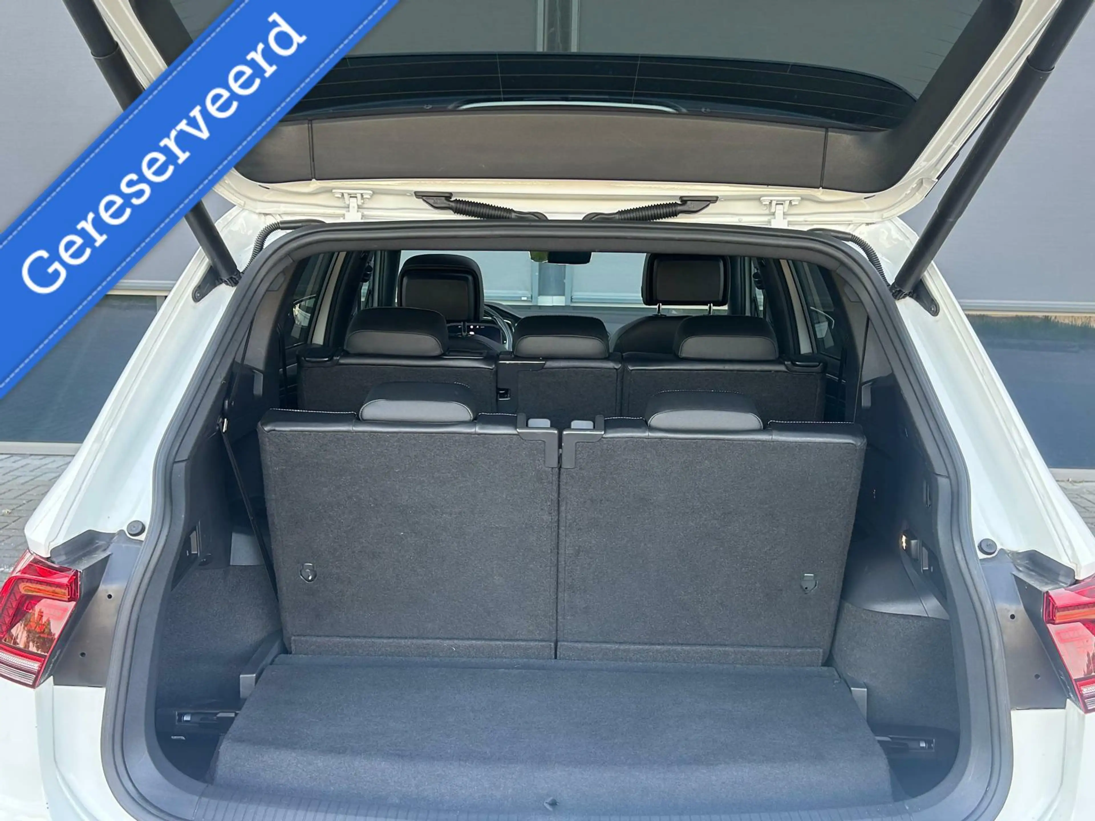 Volkswagen Tiguan Allspace 1.5 TSI Highline Business R 7p./Automaat/ Panorama — photo 13