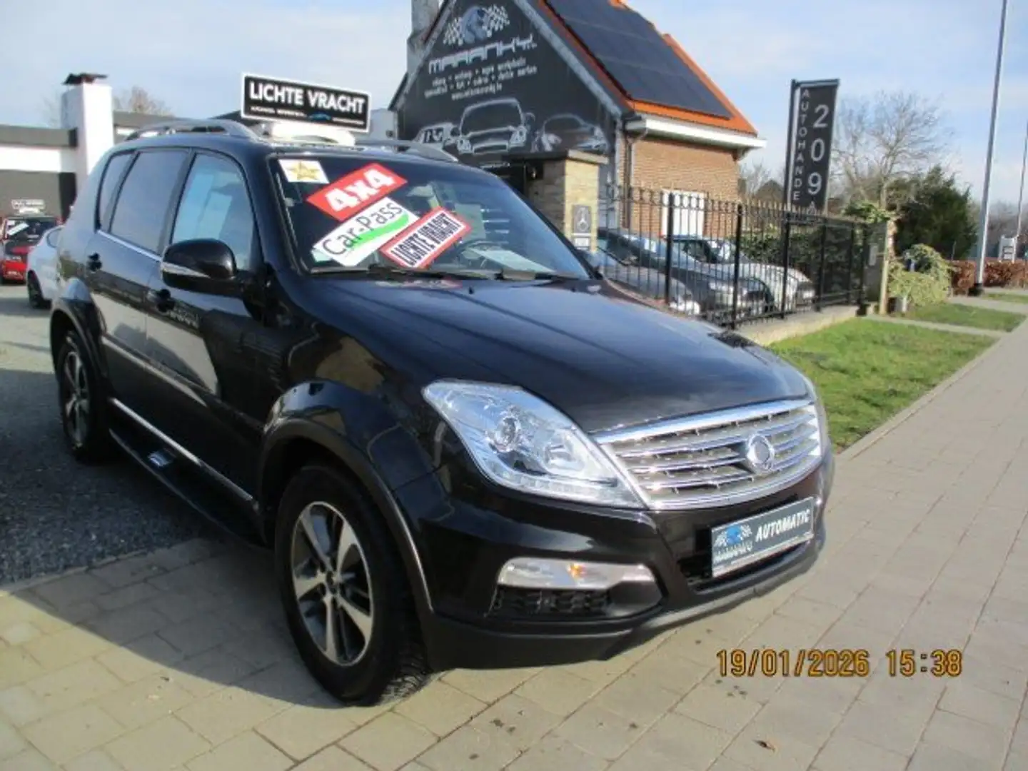 SsangYong Rexton Rexton W 2.2 e-XDi  4WD Automatik EXECUTIVE LV2PL! Schwarz - 1