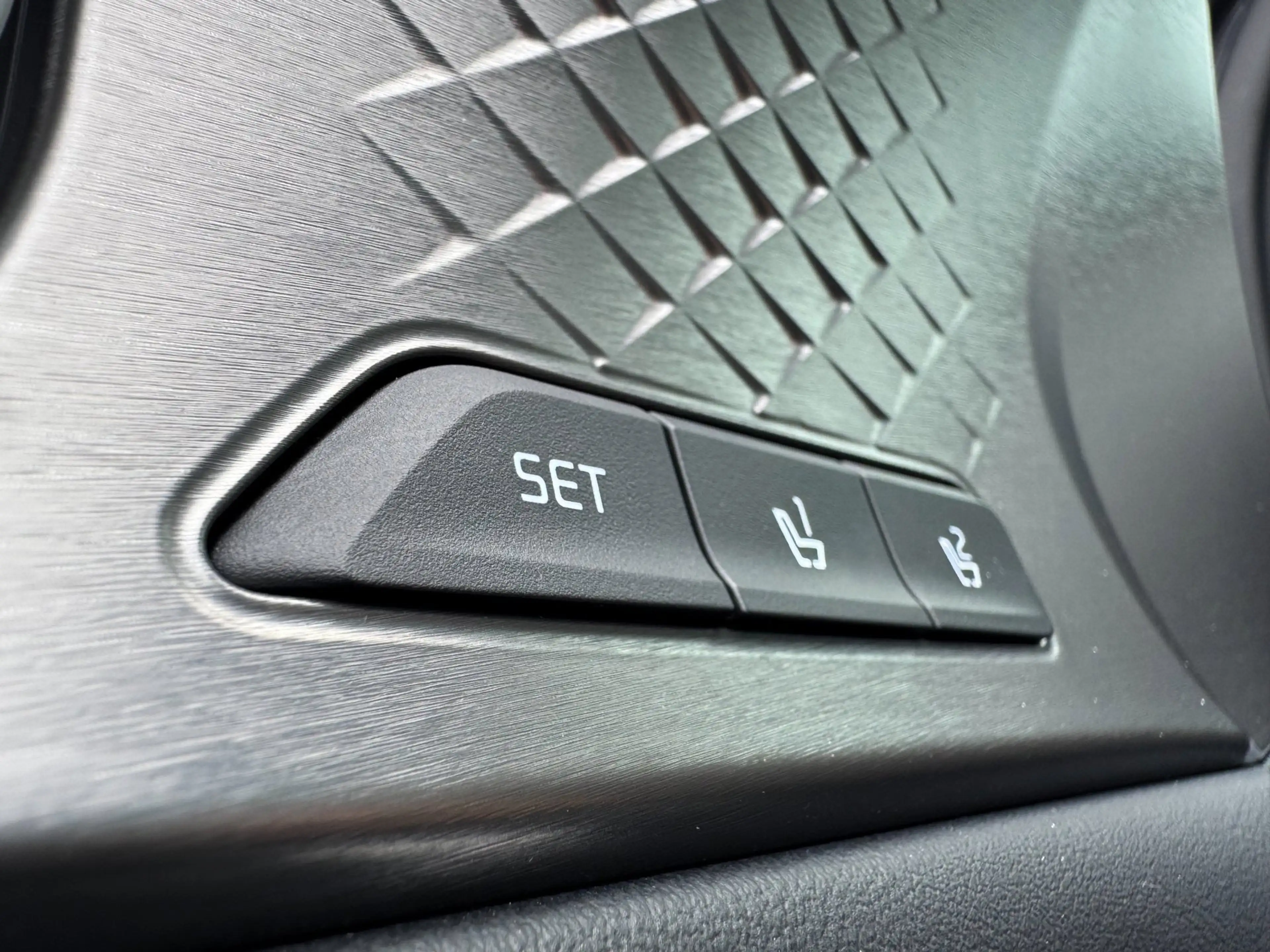 Kia Sorento 1.6 T-GDI Hybrid 2WD ExecutiveLine 7p. | Afn. Trek — photo 14
