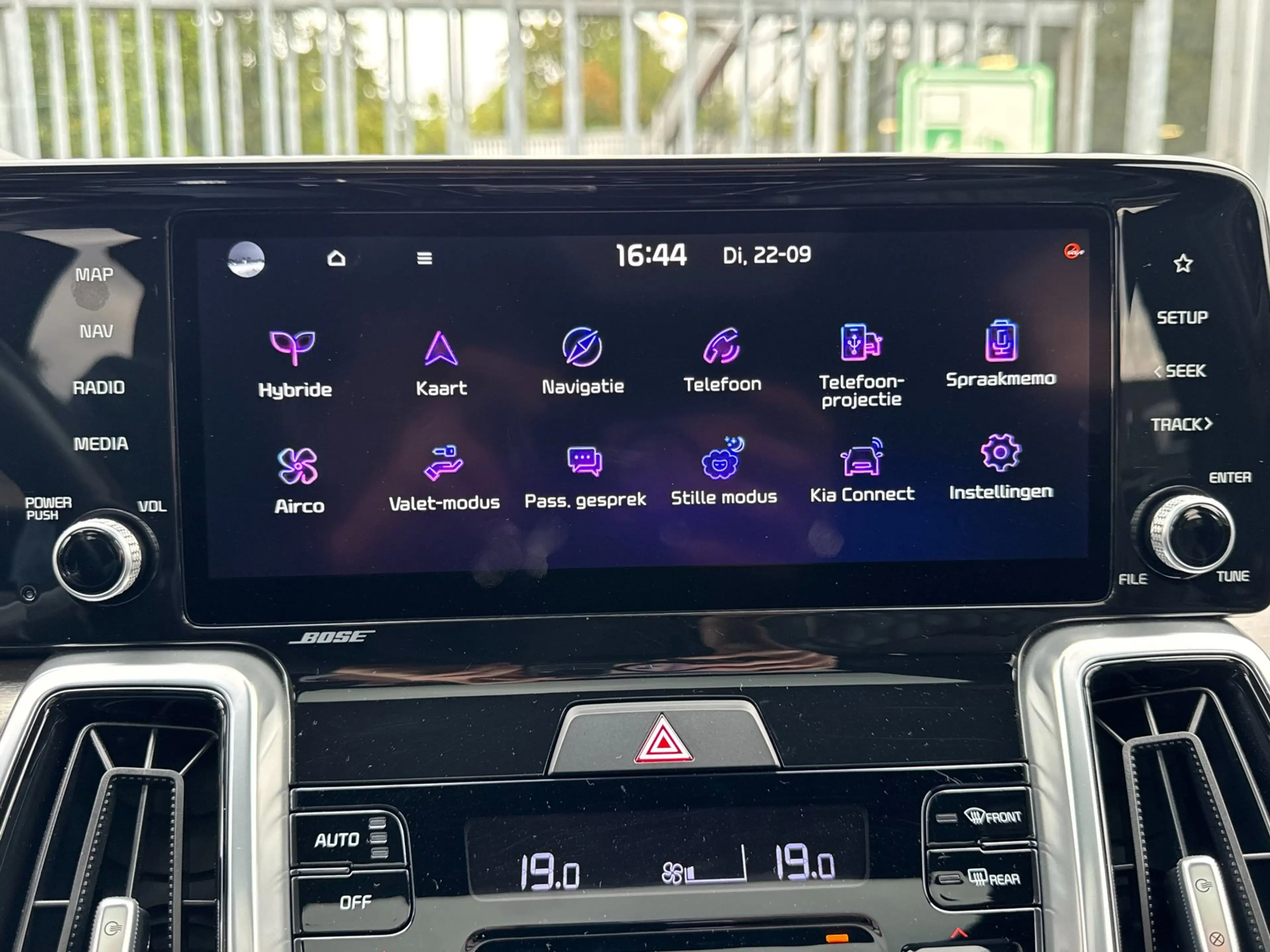 Kia Sorento 1.6 T-GDI Hybrid 2WD ExecutiveLine 7p. | Afn. Trek — photo 23