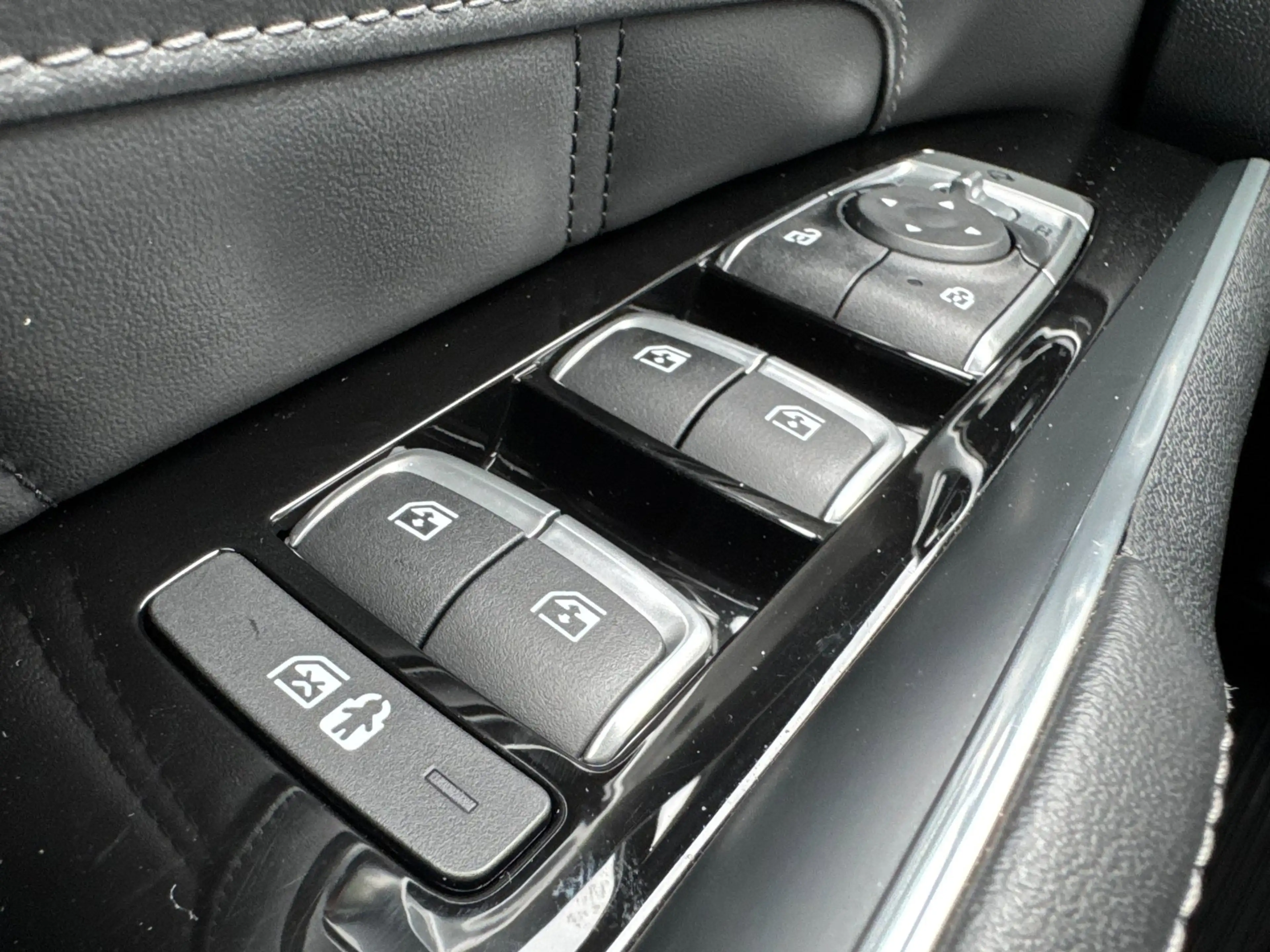 Kia Sorento 1.6 T-GDI Hybrid 2WD ExecutiveLine 7p. | Afn. Trek — photo 30