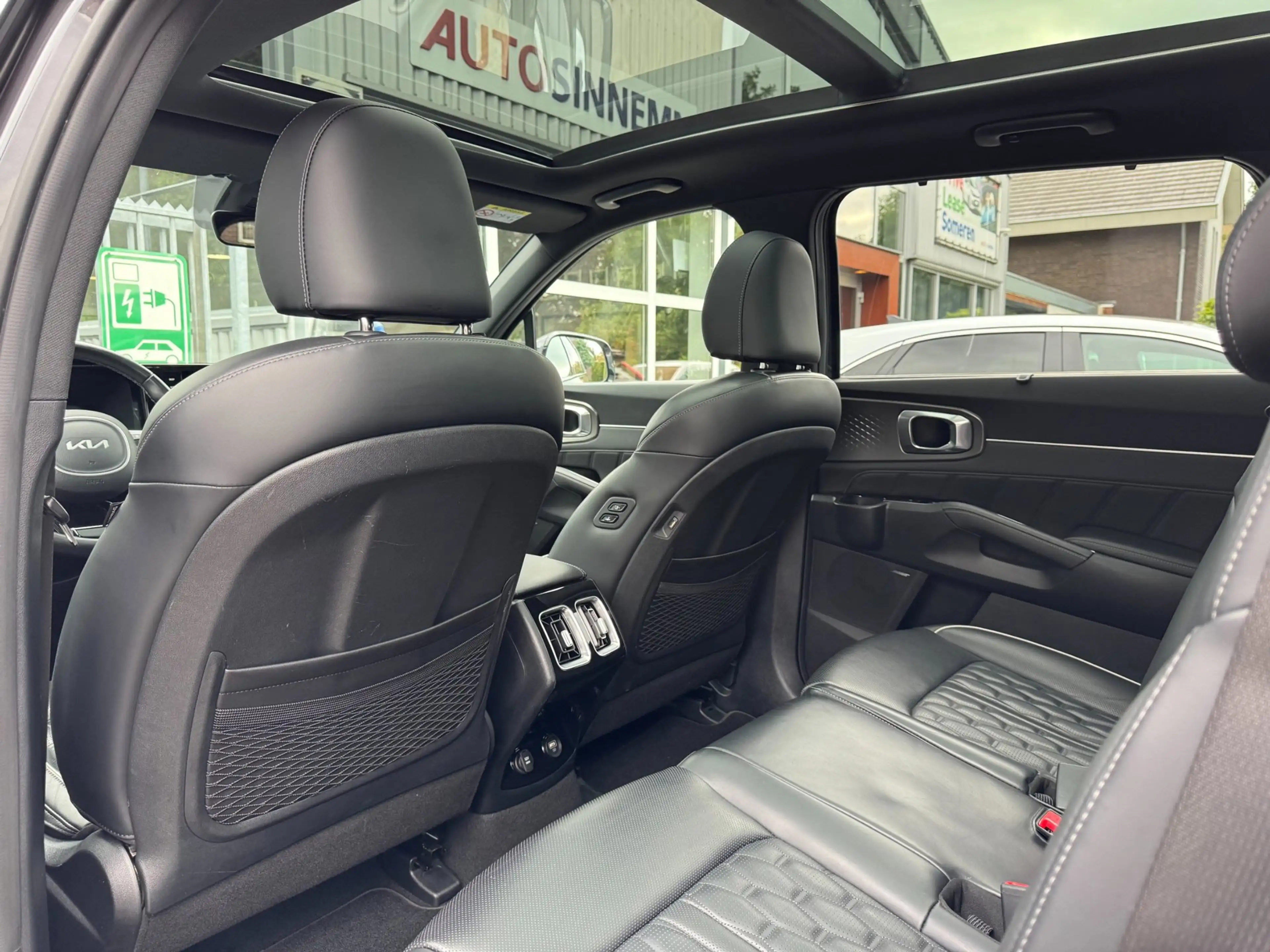 Kia Sorento 1.6 T-GDI Hybrid 2WD ExecutiveLine 7p. | Afn. Trek — photo 16