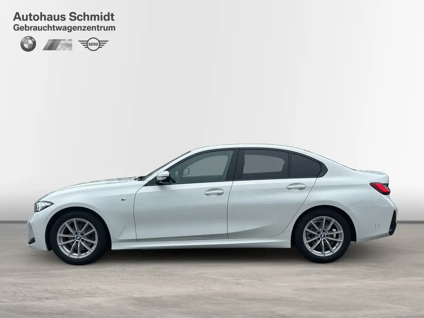 BMW 320 i Limousine 301€ netto/mtl.*M Sportpaket*LC Prof.* Weiß - 2