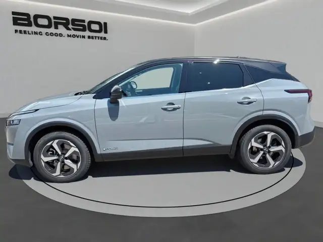 Nissan Qashqai view 2