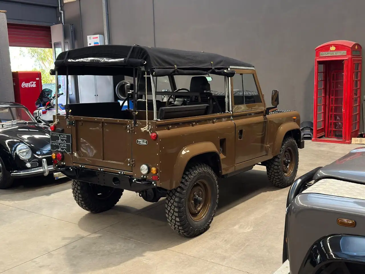 Land Rover Defender 90 diesel Soft-top, foto 4