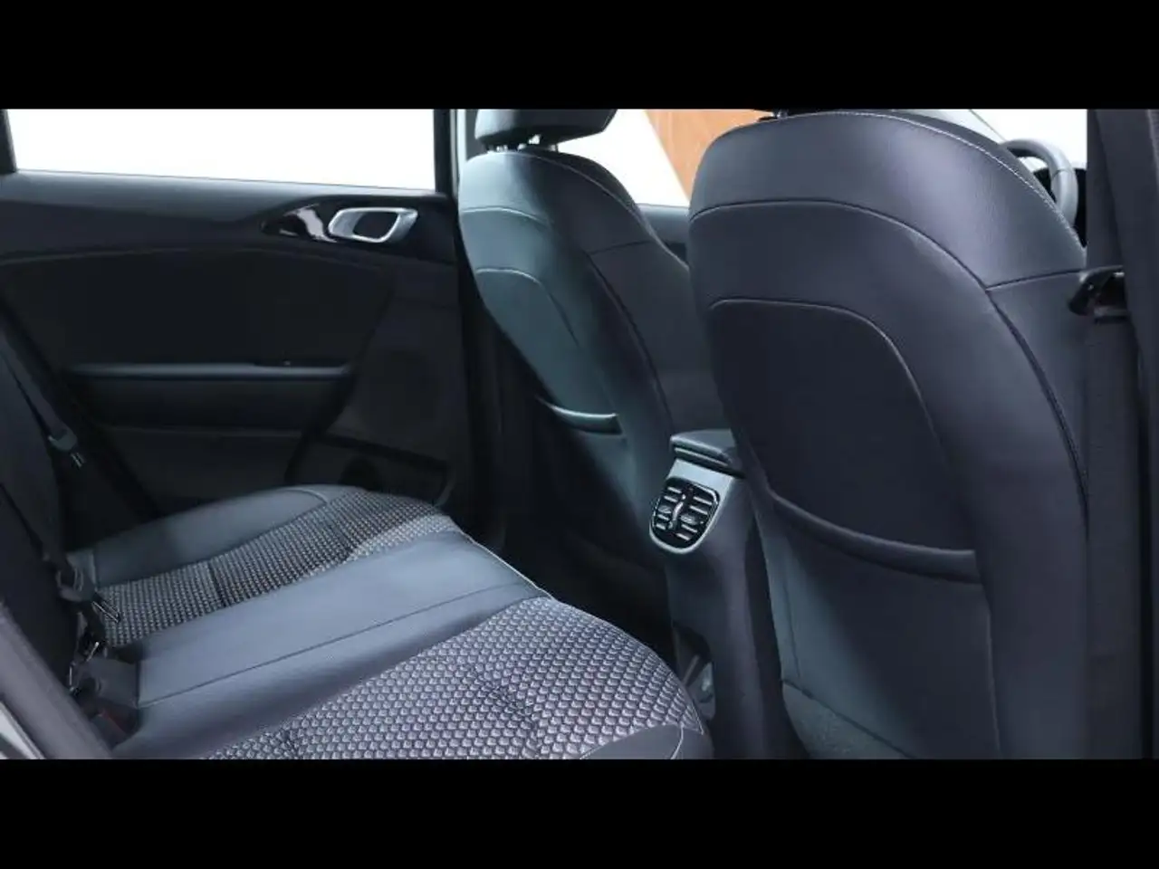Kia Ceed SW / cee'd SW SW MY25 Pulse 1.0 T-GDi 100 MT6 13