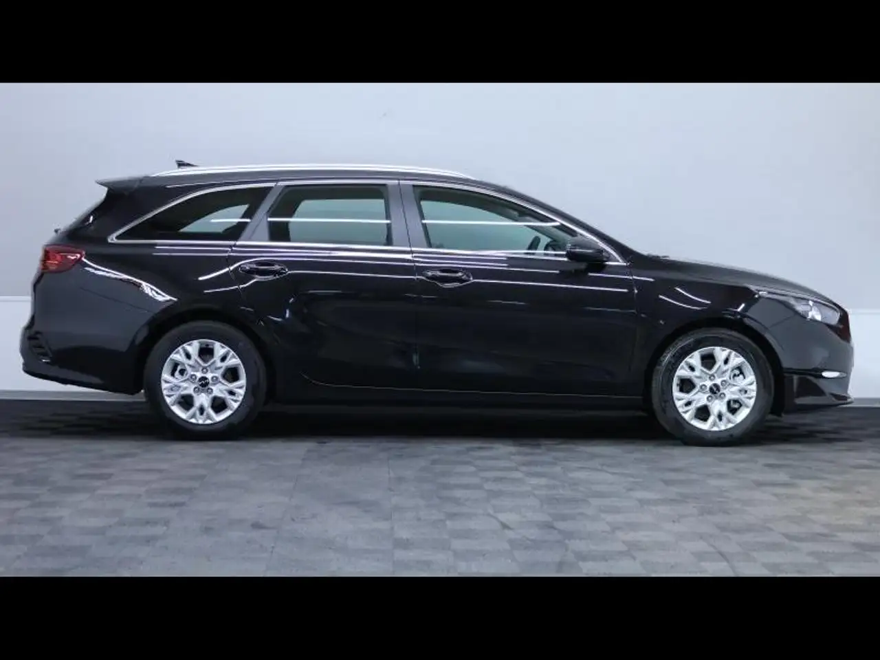 Kia Ceed SW / cee'd SW SW MY25 Pulse 1.0 T-GDi 100 MT6 3