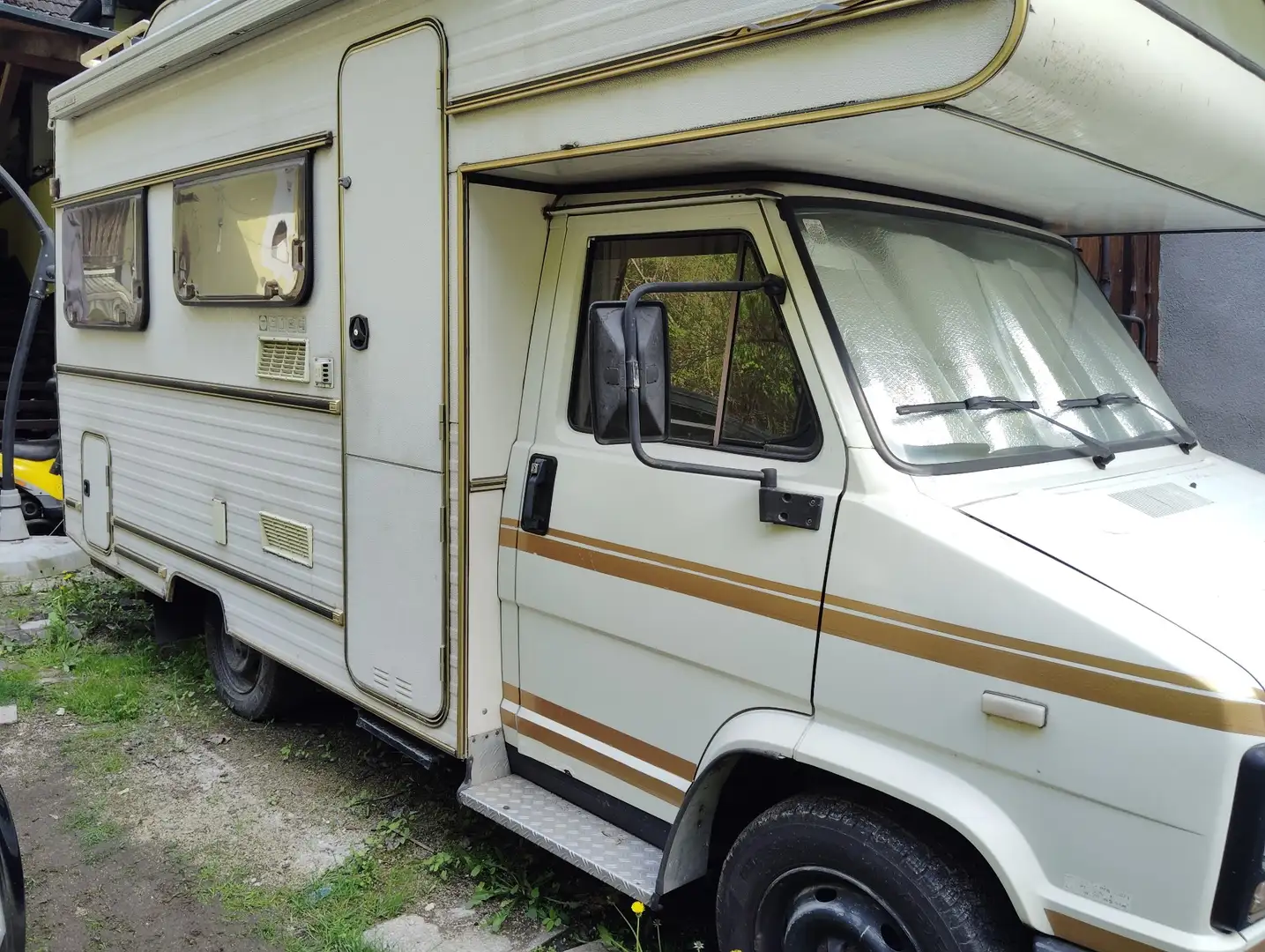 Peugeot Camper - 2