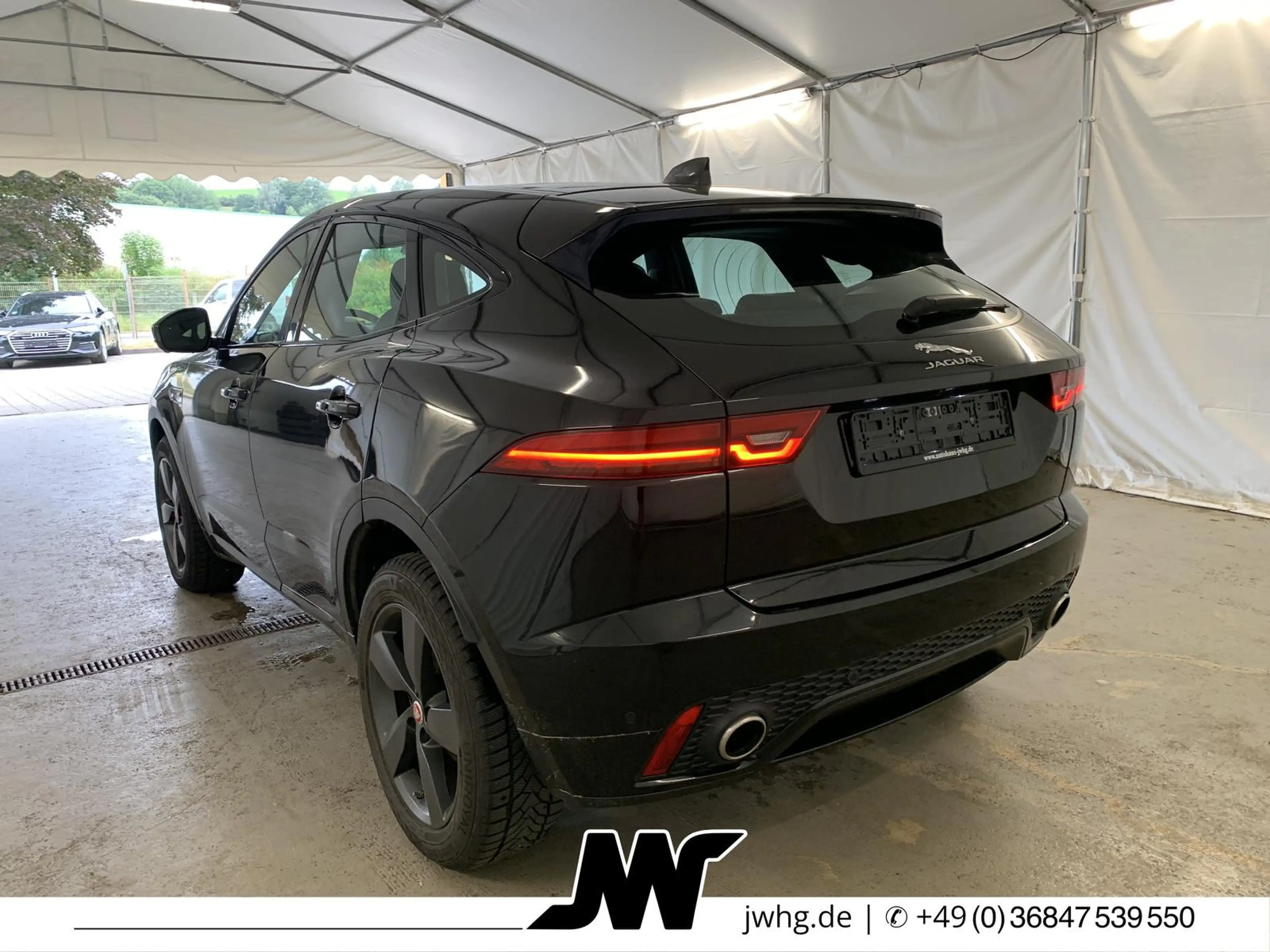 Jaguar E-Pace R-Dynamic SE AWD ACC/BLACK/DIGITAL/CARPLA — photo 4