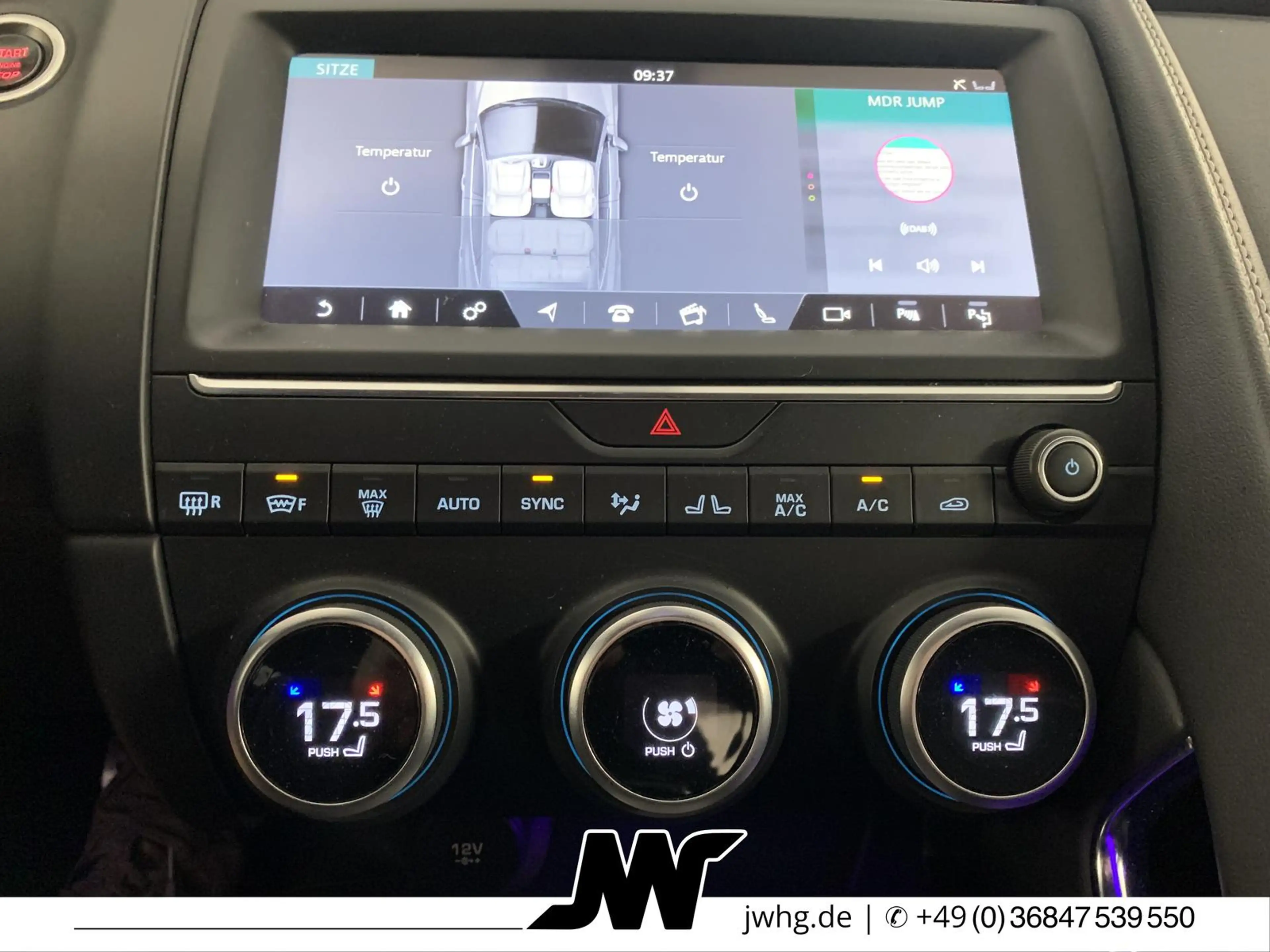 Jaguar E-Pace R-Dynamic SE AWD ACC/BLACK/DIGITAL/CARPLA — photo 14