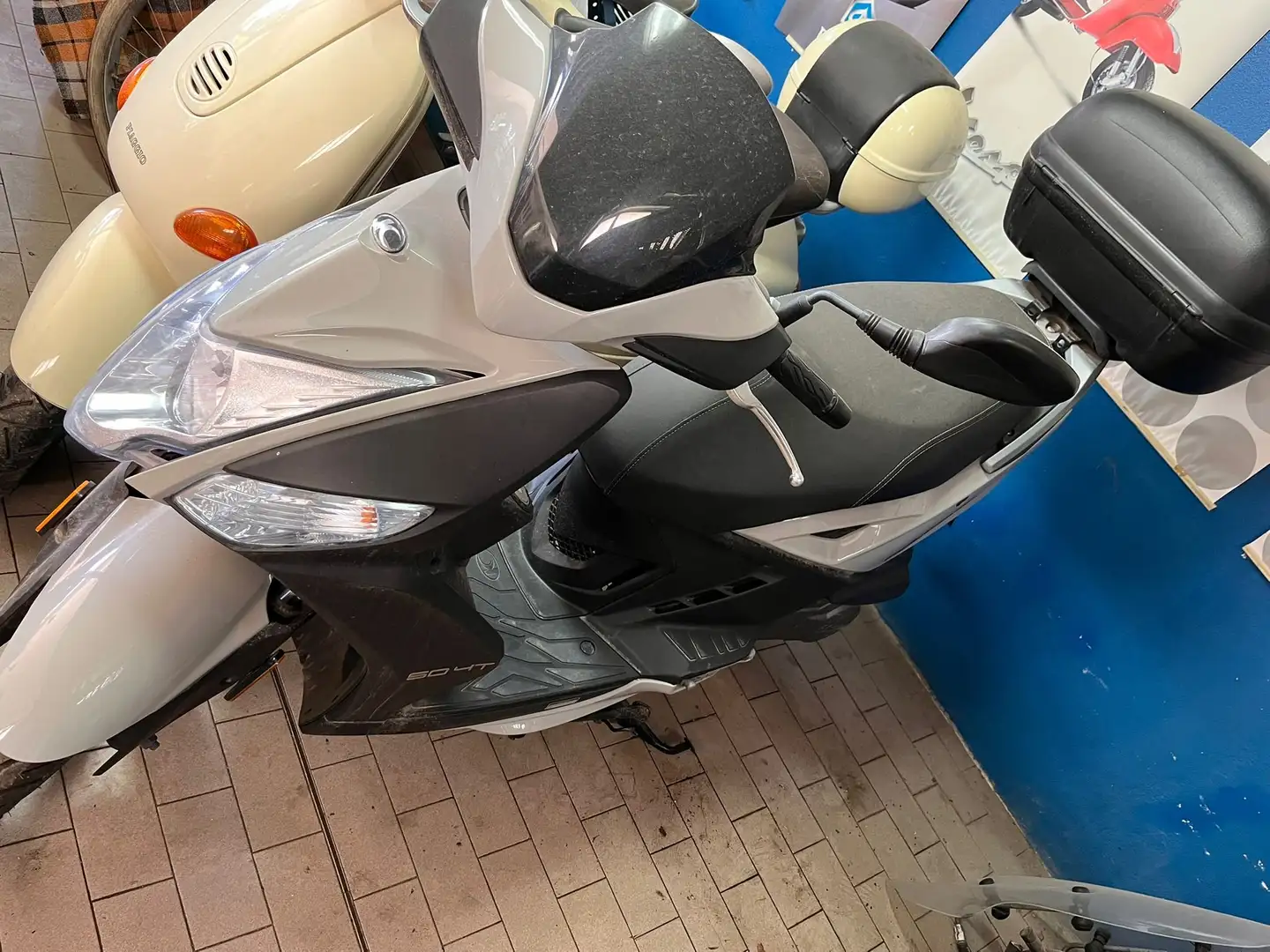 Kymco Agility 50 Anno 2021 euro5 Argento - 2