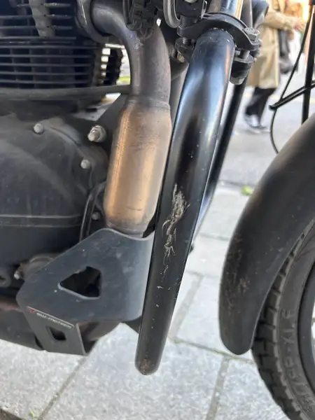 Royal Enfield Himalayan 411 - foto 4