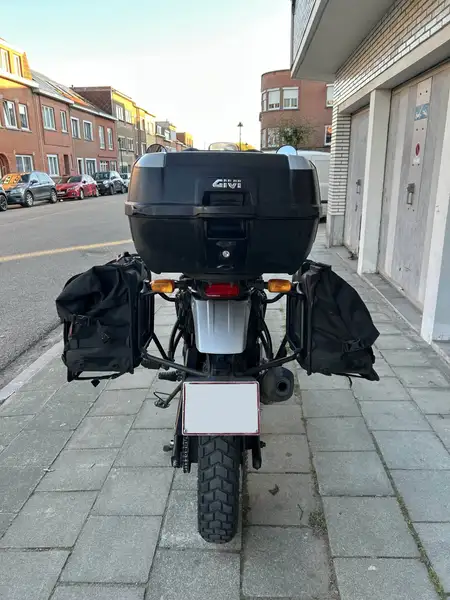 Royal Enfield Himalayan 411 - foto 3