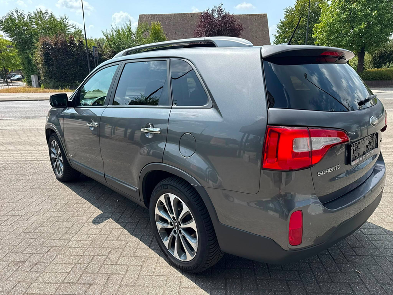 Kia Sorento Sorento 2.2 CRDi 4WD Premium 7 PL — photo 5