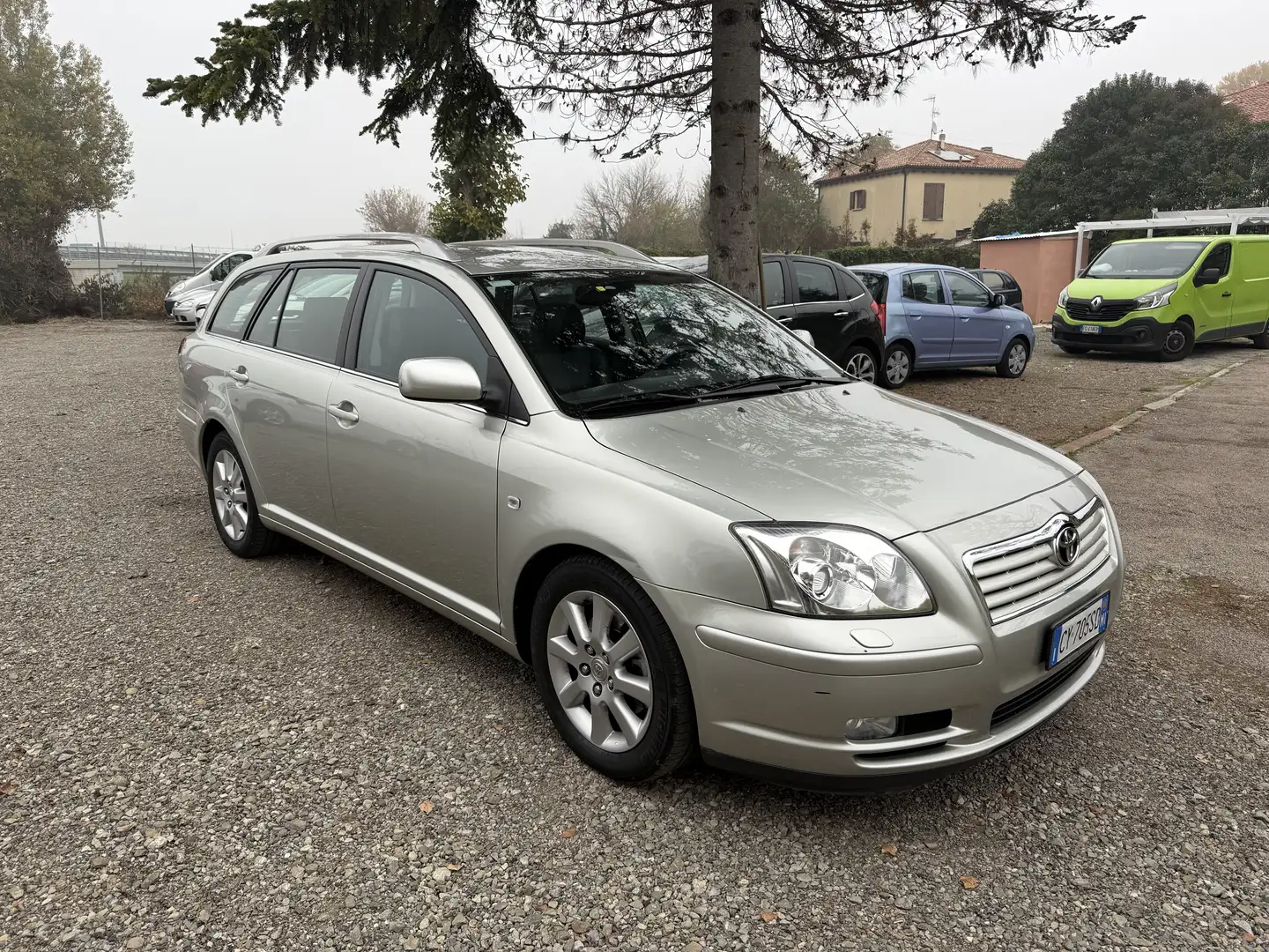 Toyota Avensis 2.2 d-4d 16v 150cv SW - 2