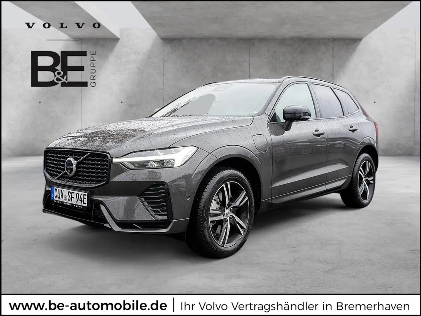 Volvo XC60 T6 Plus Dark Recharge AWD GJR PANO 360° Grau - 1