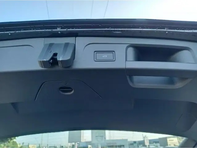 Volkswagen Touran view 16