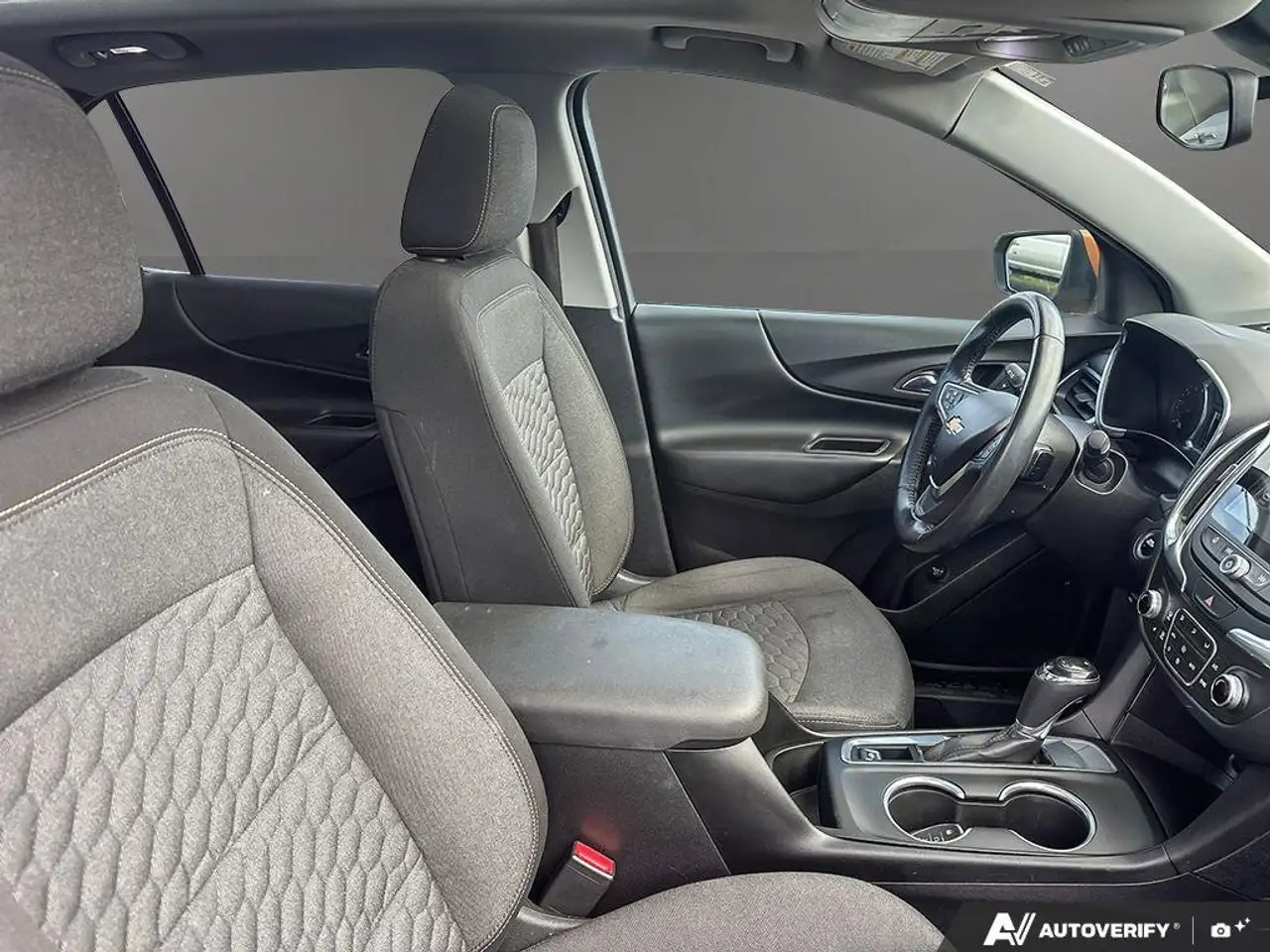 Chevrolet Equinox снимка Chevrolet Equinox