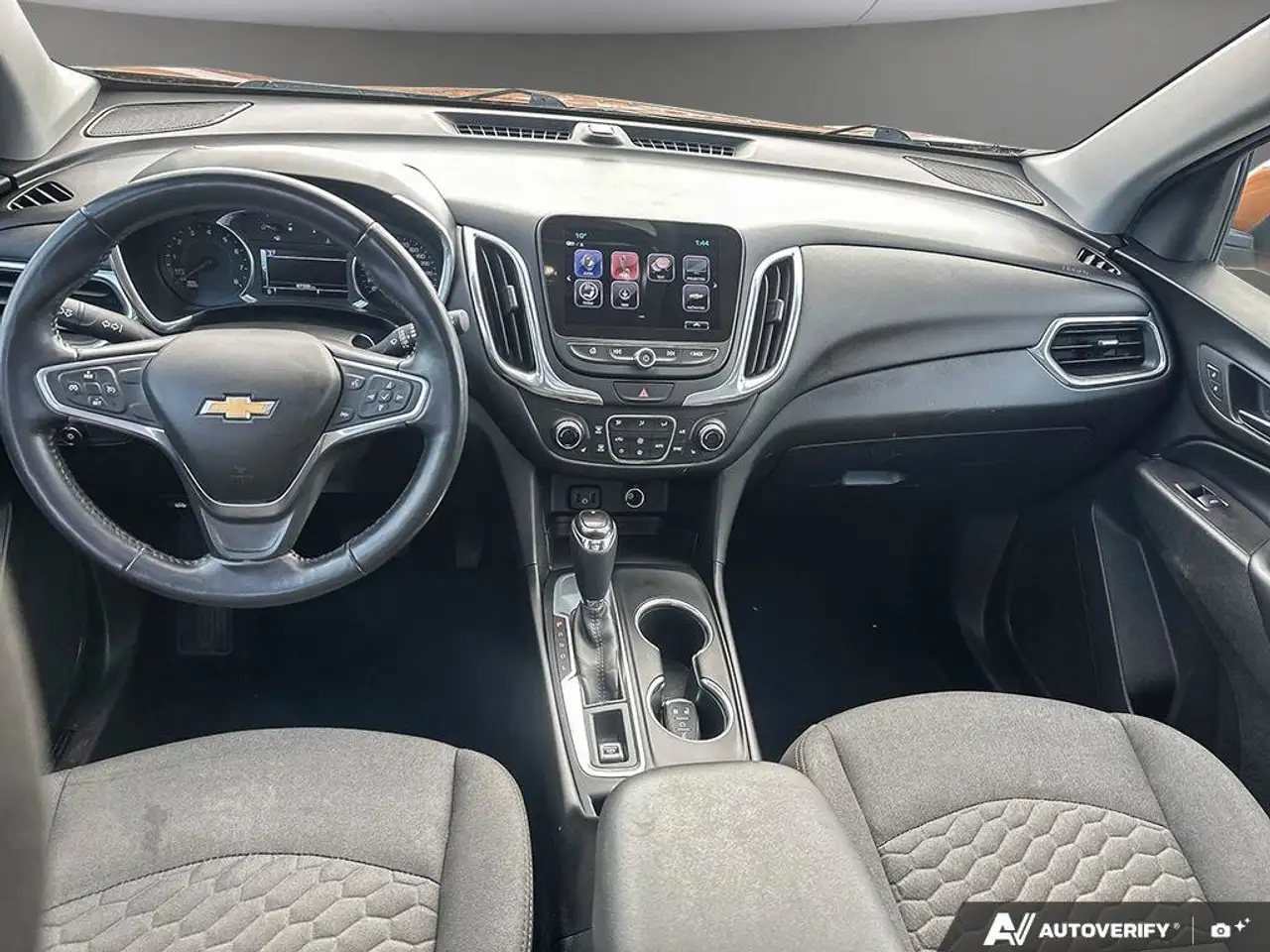 Chevrolet Equinox снимка Chevrolet Equinox