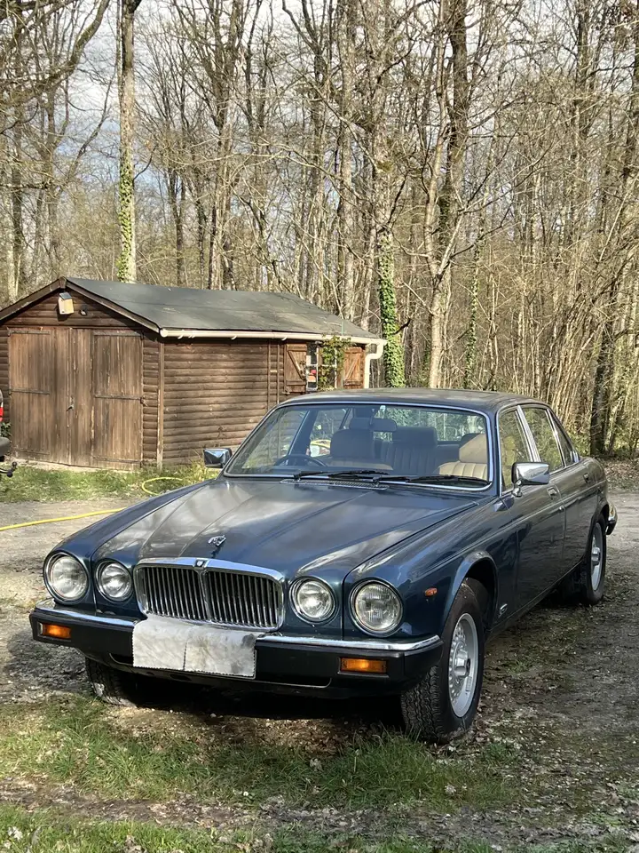 Jaguar XJ 4.2