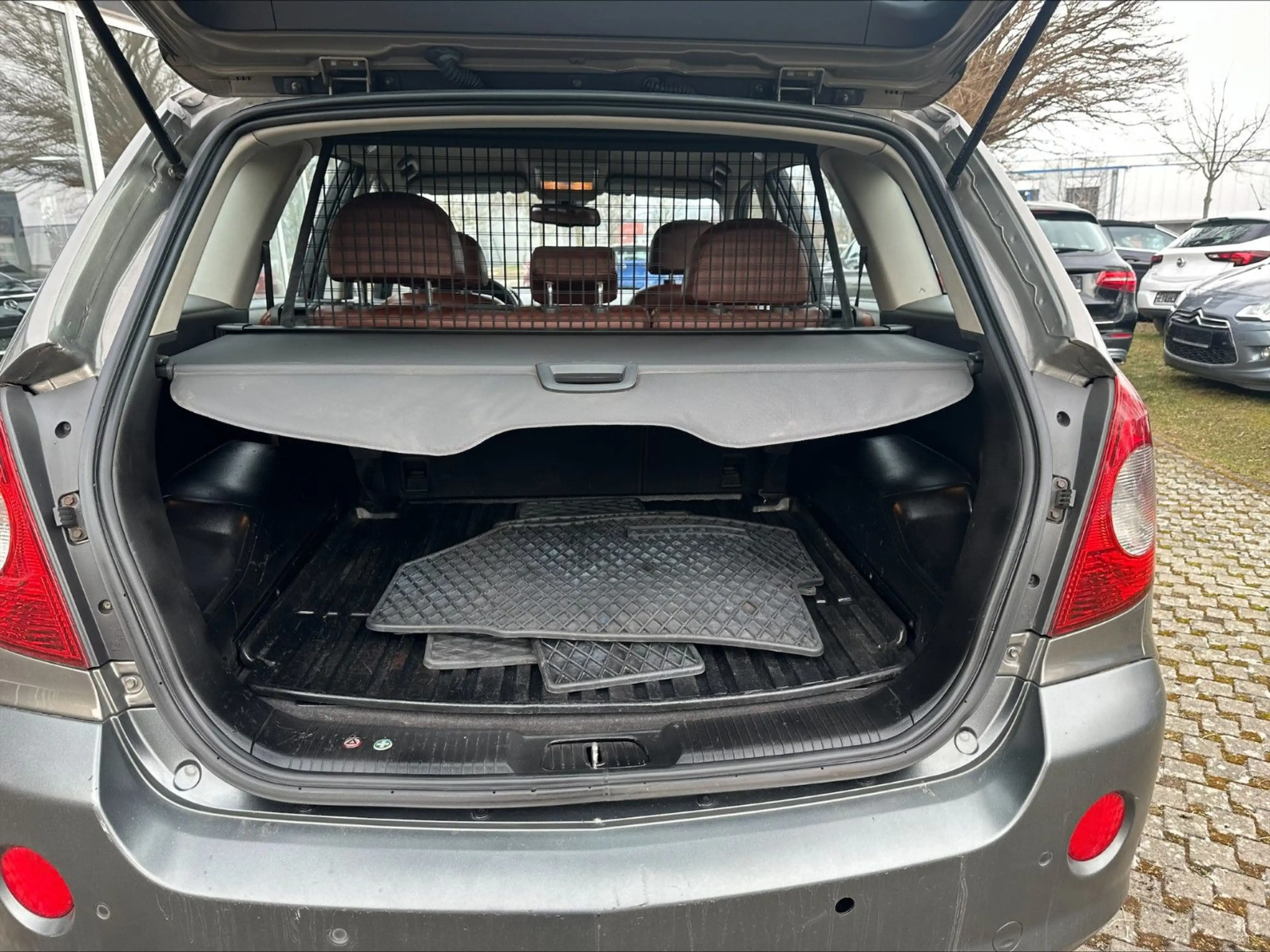 Opel Antara Cosmo 4x4 — photo 13