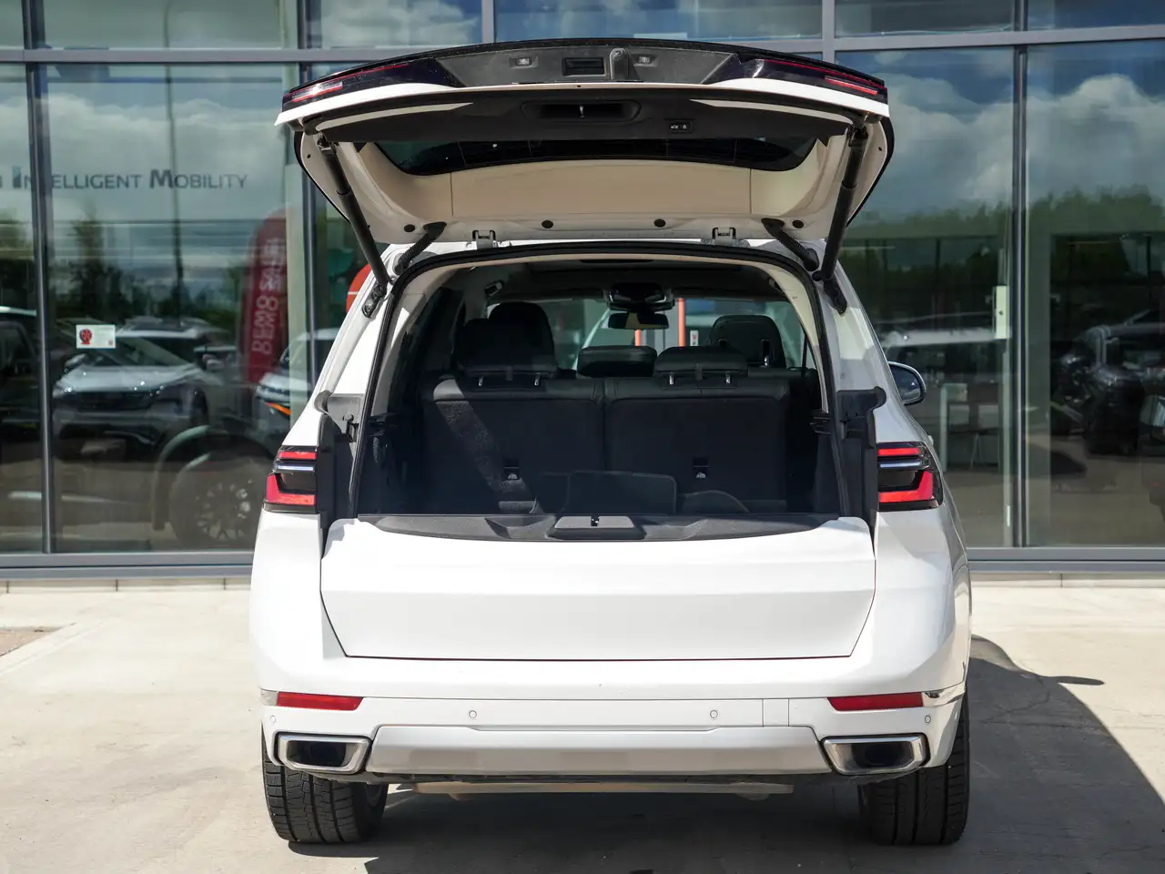 BMW X7 снимка BMW X7