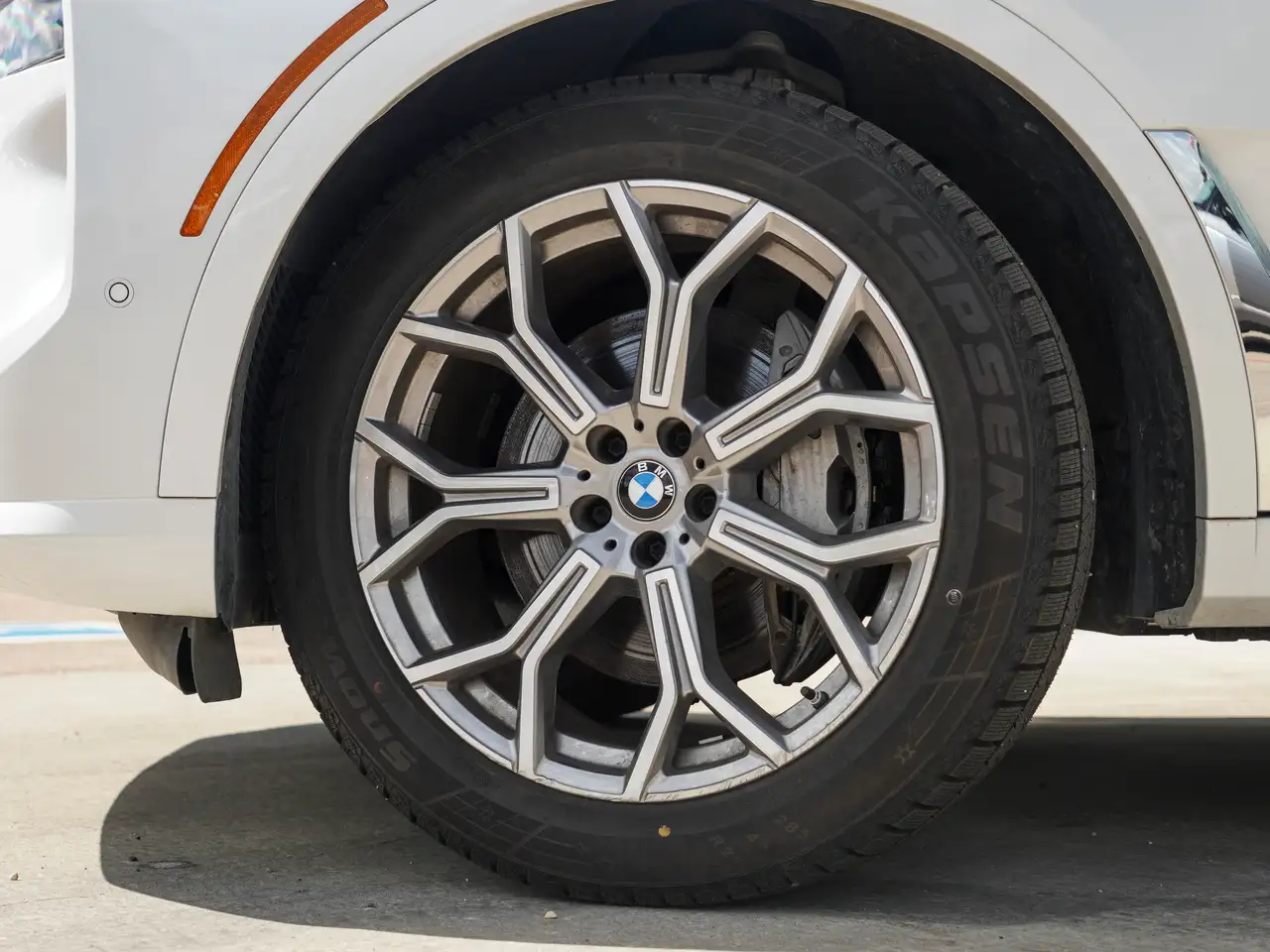 BMW X7 снимка BMW X7