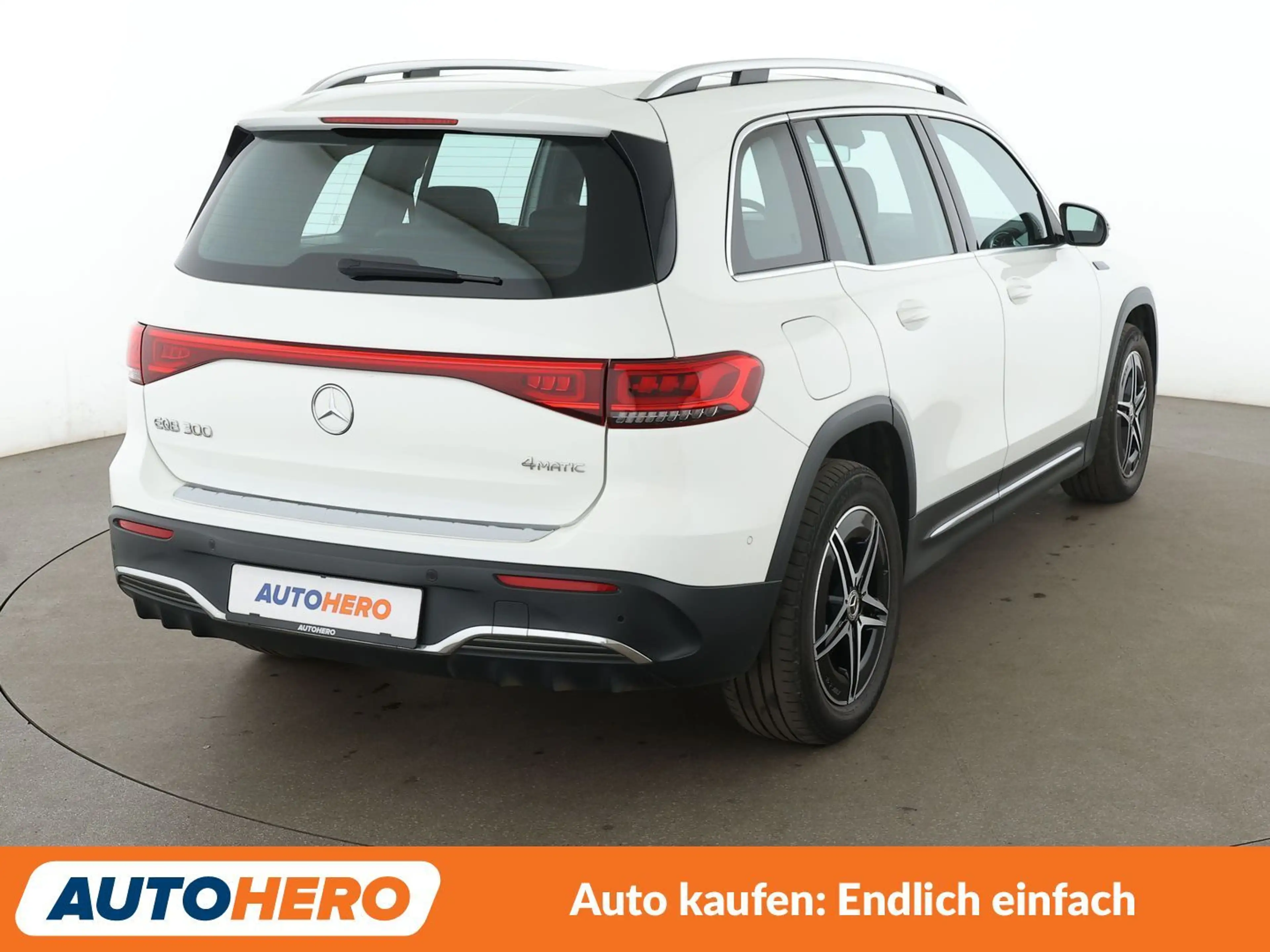 Mercedes-Benz EQB 300 300 4Matic AMG Line Aut. *NAVI*LED*TEMPO*PDC*SHZ* — photo 6