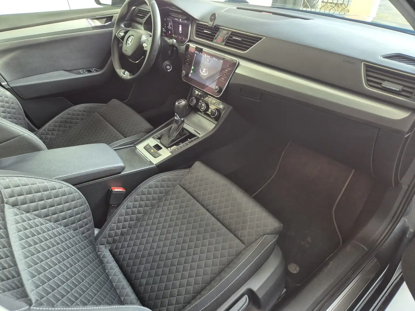 Skoda Superb Superb Wagon 2.0 tdi evo Executive 150cv dsg Šedá - 2