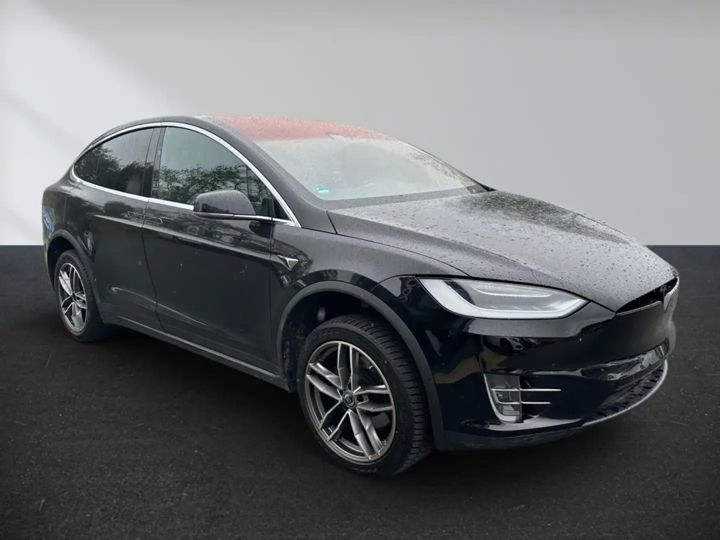 Tesla Model X Model X 90D Free SC, AP3, MCU2 Schwarz - 2