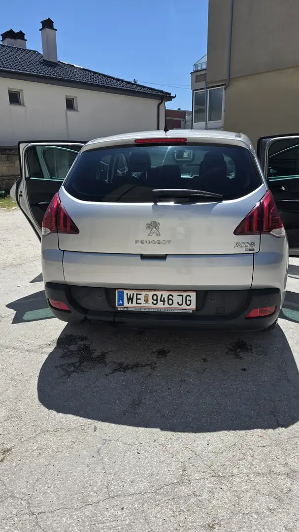 Peugeot 3008 1,6 e-HDi 115 FAP ASG6 Active - 2
