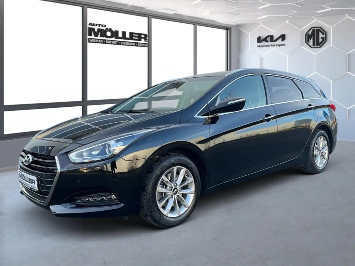 Hyundai i40 1.6 GDI Trend Blue Navi e-Sitze Temp Black - 2