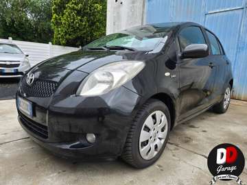Yaris 5p 1.4 d-4d Sol