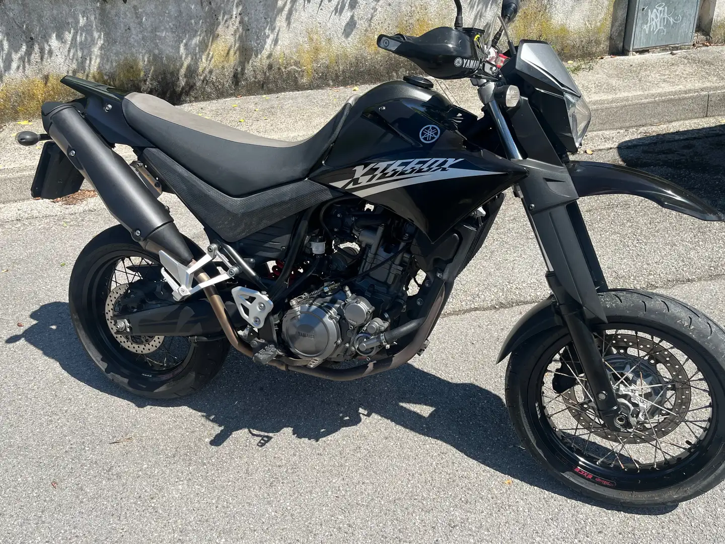 Yamaha XT 660 X Černá - 1