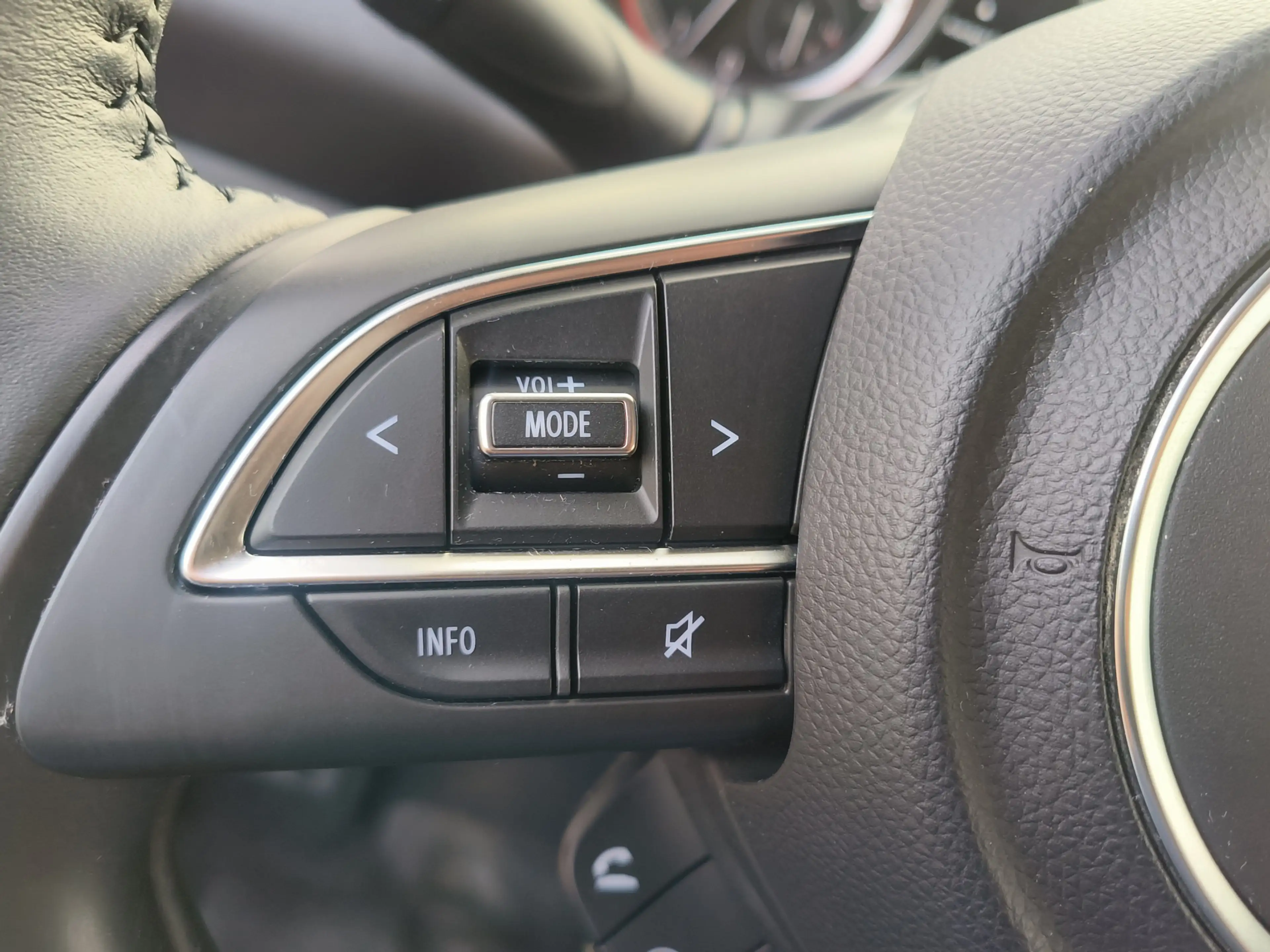 Suzuki Swift 1.2 Select Smart Hybrid uit 2025 Rijklaar + 12 maa — photo 15
