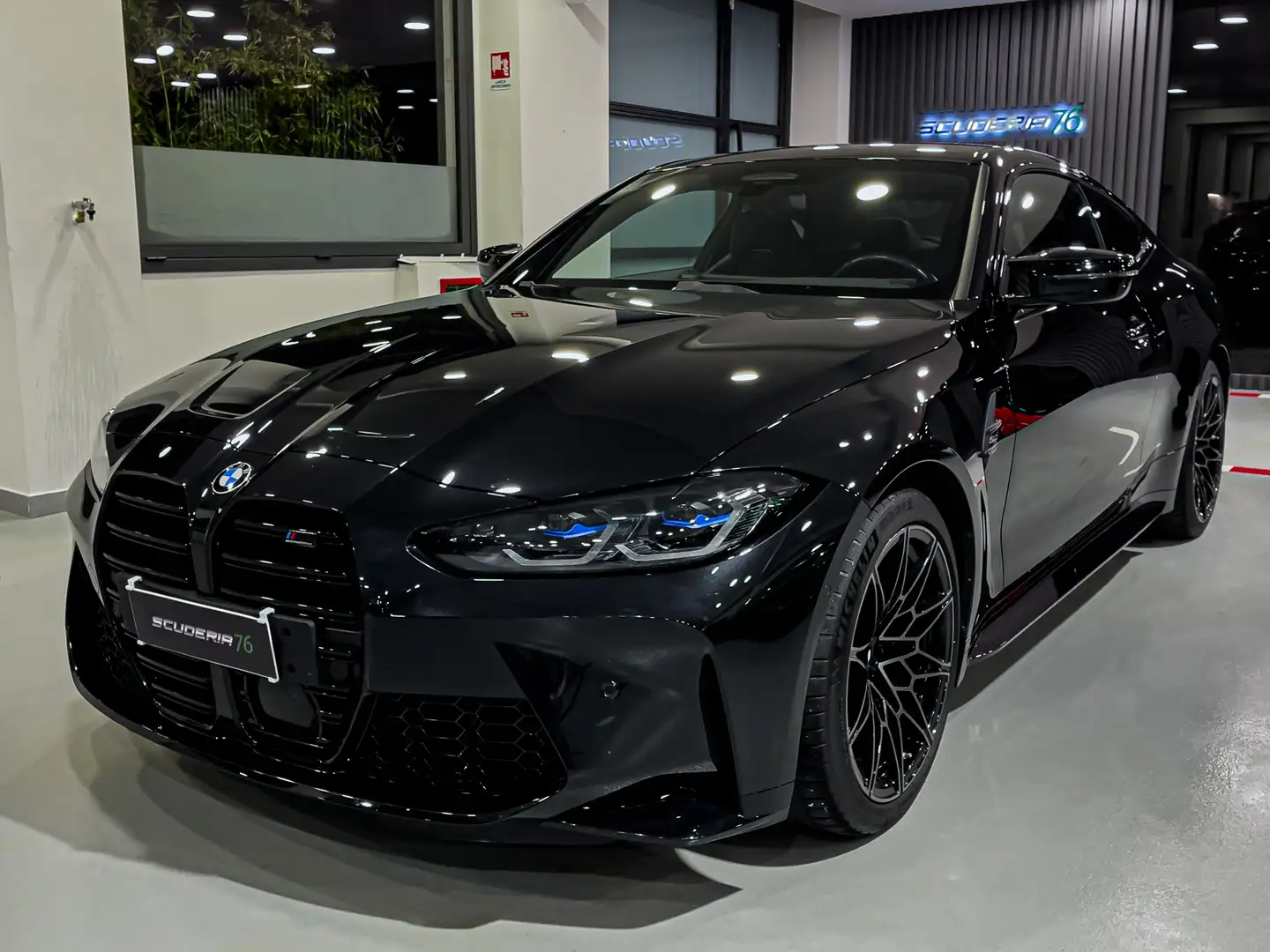 BMW M4 Coupe 3.0 Competition M xdrive auto MY23 Nero - 1