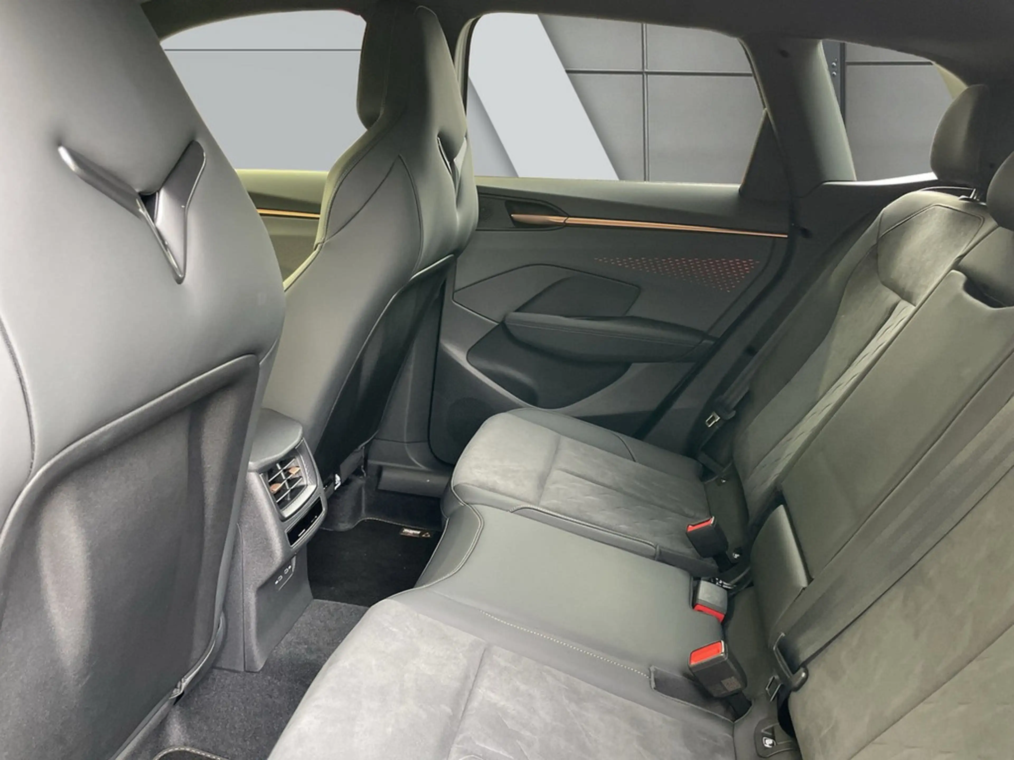 CUPRA Terramar 2.0TSI DSG 4DRIVE VZ *PANO*HUD* — photo 11