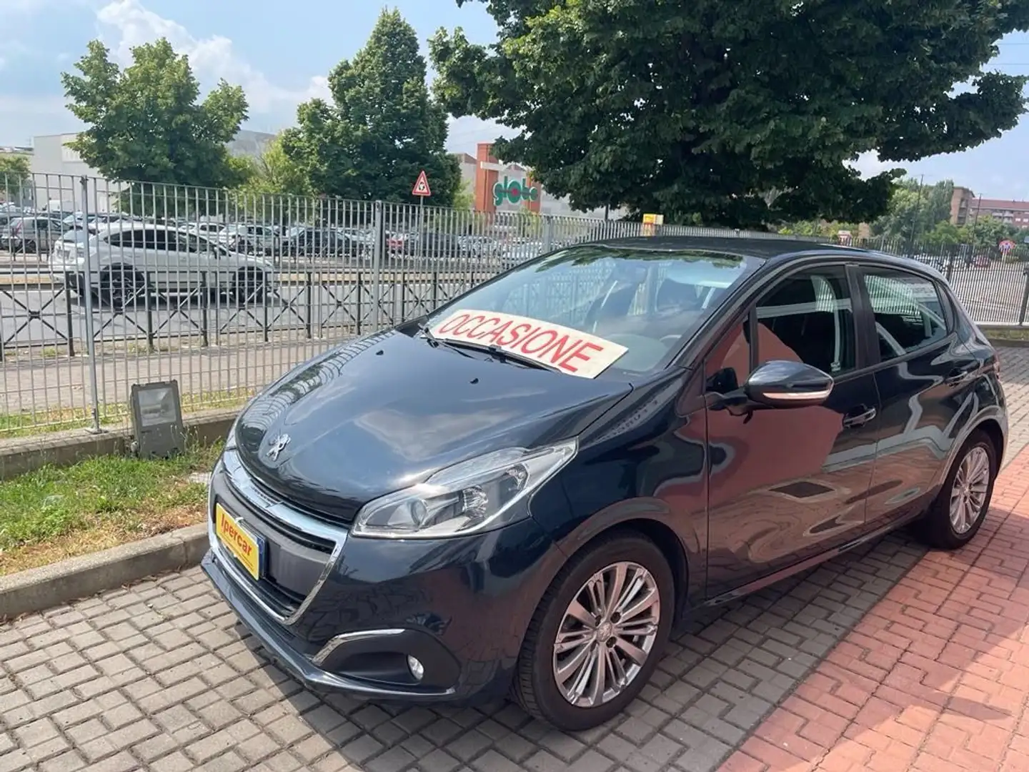 Peugeot 208 1° serie PureTech 82 5 porte Active Grijs - 2
