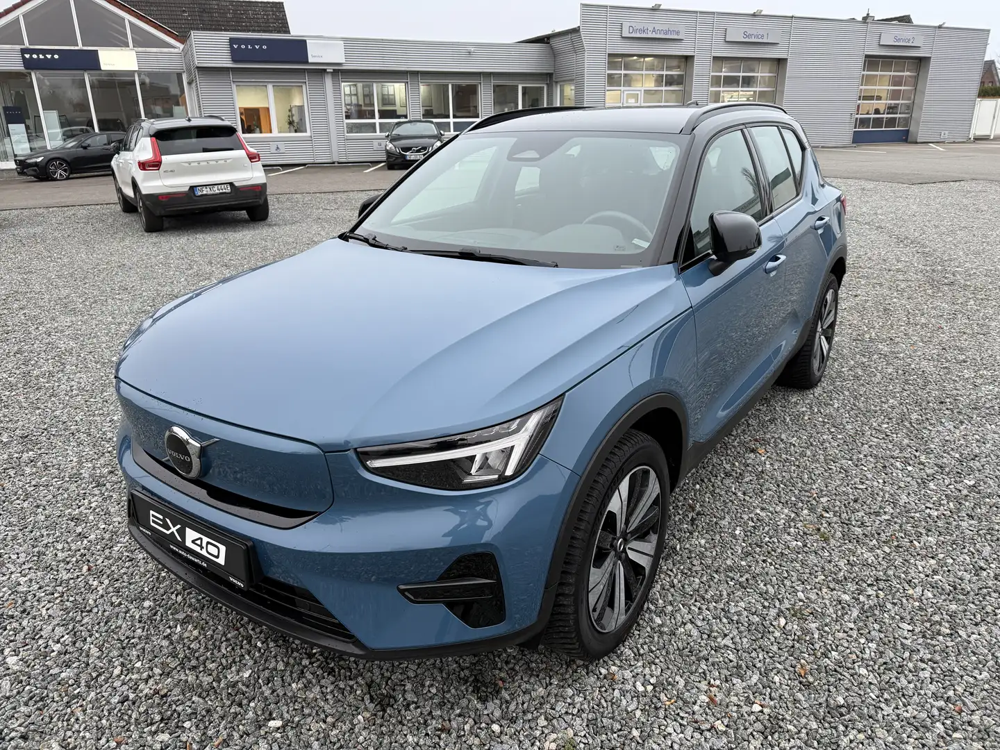 Volvo XC40 Plus Recharge Pure Electric 2WD Blau - 1