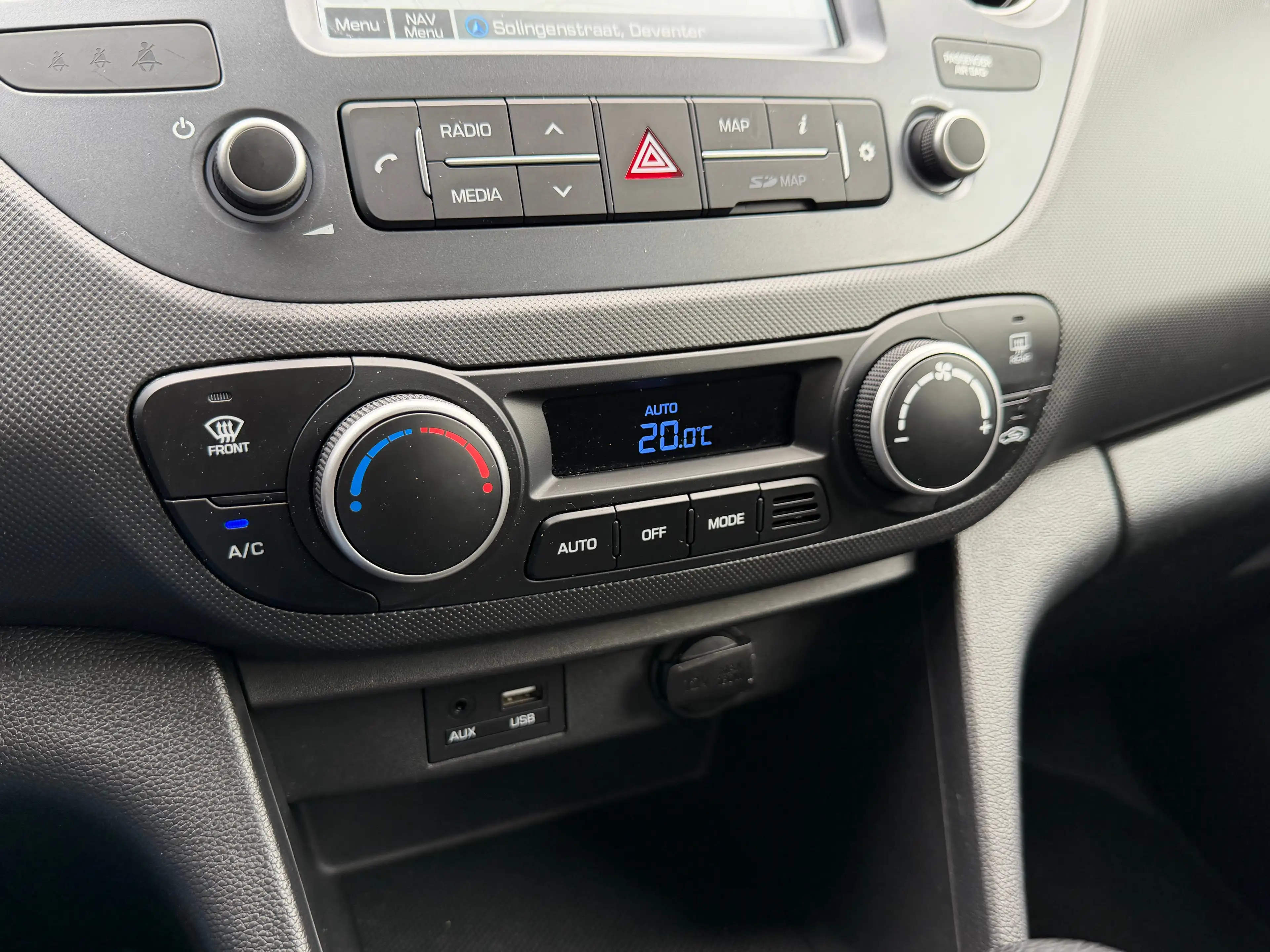 Hyundai i10 1.0i Go! | Dealer Onderhouden | Navigatie | Apple — photo 20