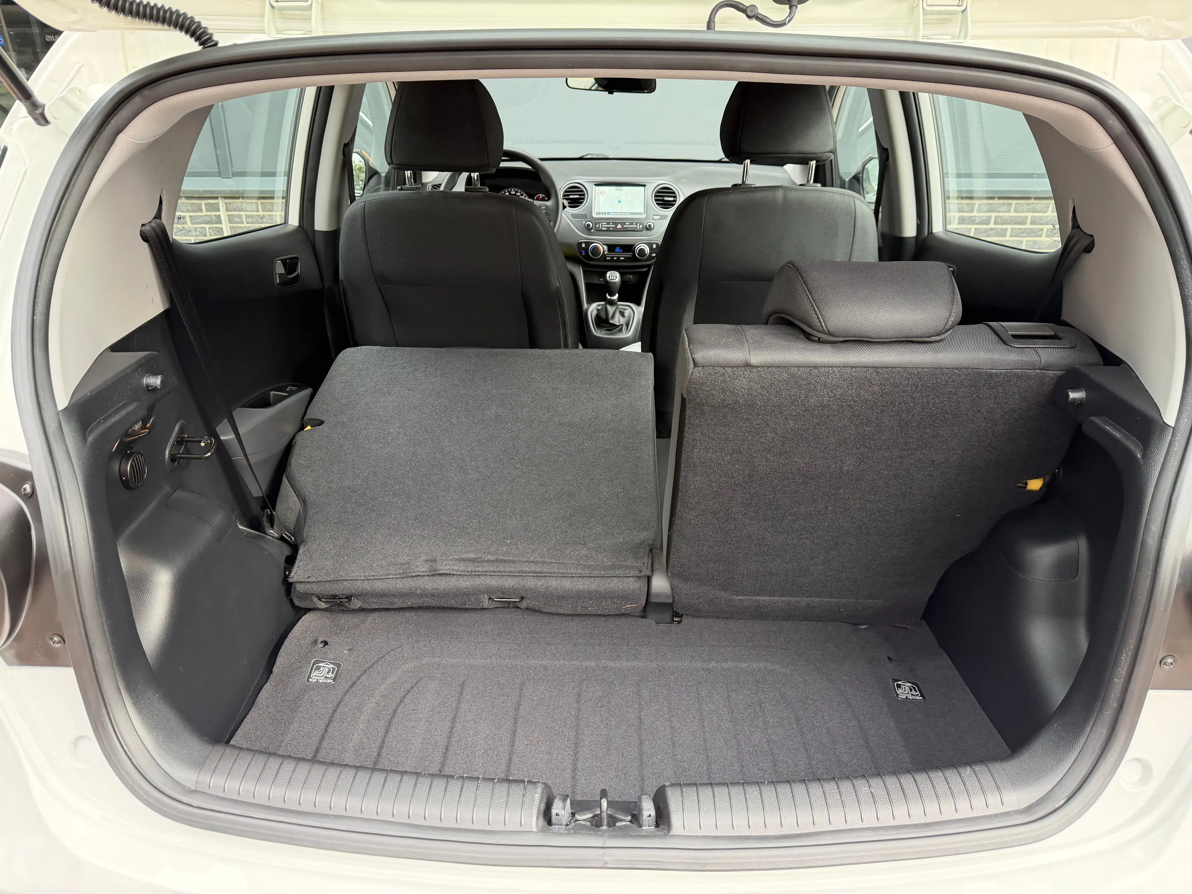 Hyundai i10 1.0i Go! | Dealer Onderhouden | Navigatie | Apple — photo 25