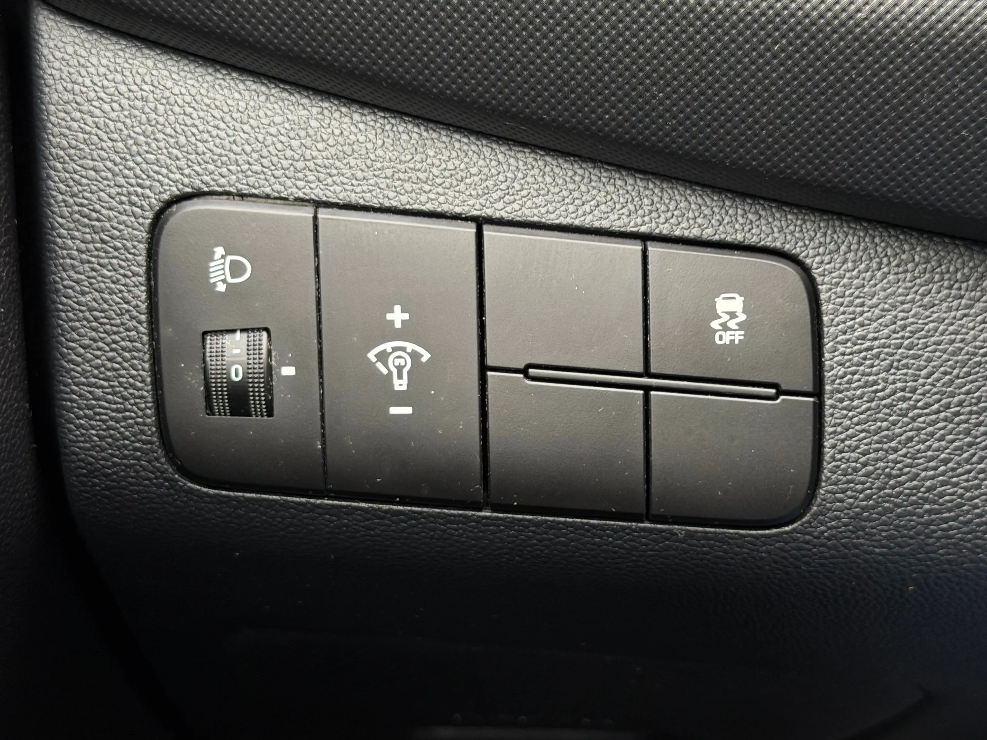 Hyundai i10 1.0i Go! | Dealer Onderhouden | Navigatie | Apple — photo 19