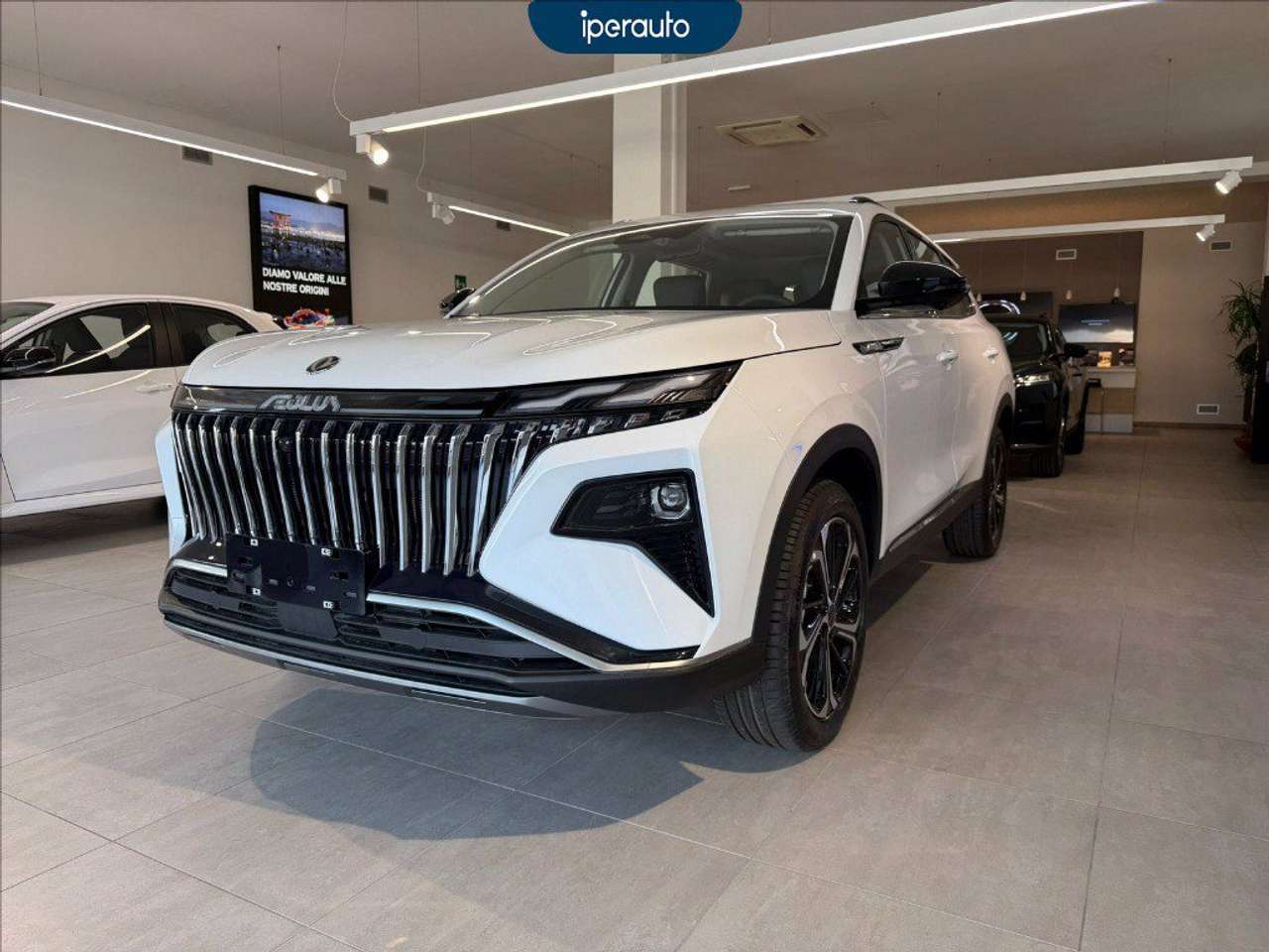 Dongfeng Others Huge 1.5 t E2 320T auto